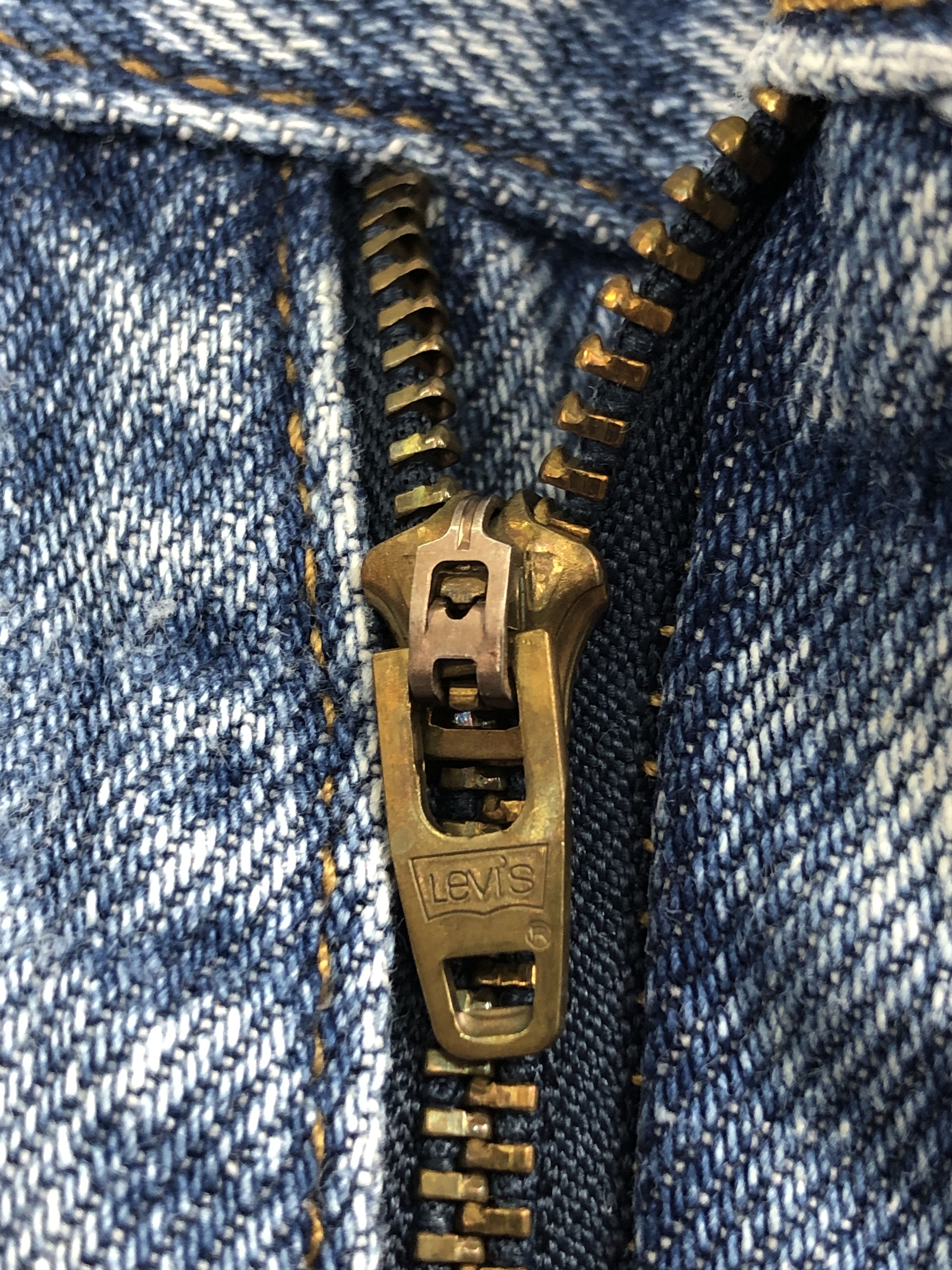 Levi's Vintage Light Washed Levis 505 Jeans DP2538 Size US 31 - 12 Thumbnail
