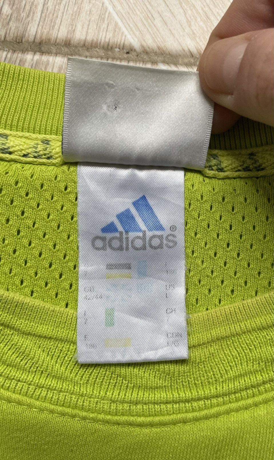 Adidas Very Rare Vintage 90s Retro Y2k Adidas Big Logo Sweatshirt L Size US L / EU 52-54 / 3 - 15 Thumbnail