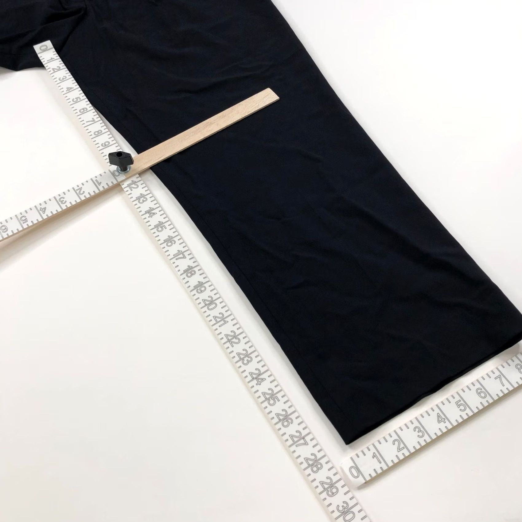 Escada VINTAGE Escada Dress Pants Blue Wool High Rise 16 34W 28L Women Pockets Front Flat Front Size 16 Womens Size 38" / US 16 / IT 52 - 5 Thumbnail