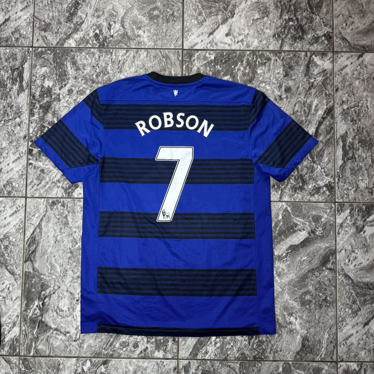 Nike Nike 2011-13 MANCHESTER UNITED SHIRT Size US L / EU 52-54 / 3 - 1 Thumbnail