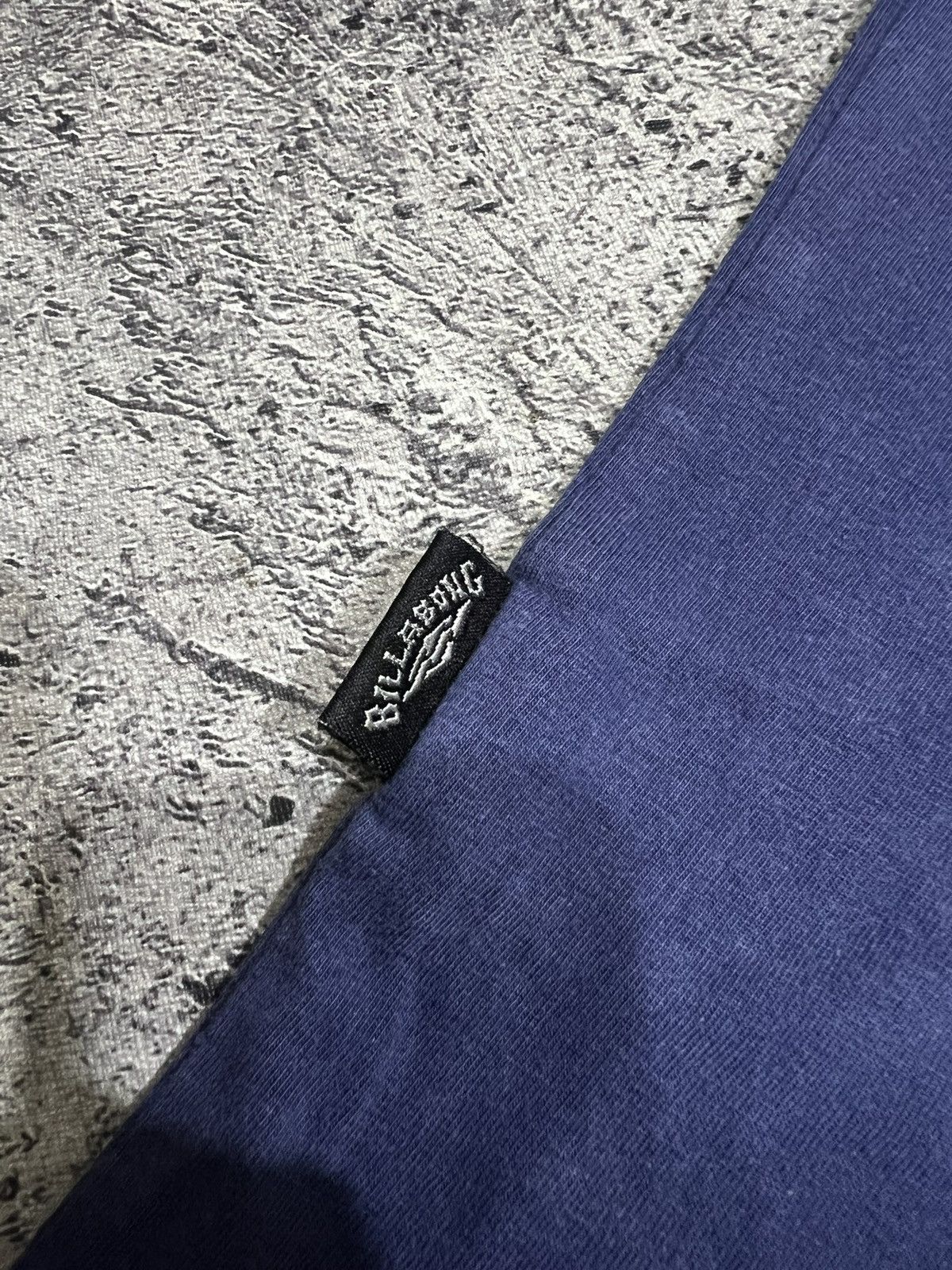 Comme des Garcons 2000s Archival Billabong Surf Thrashed Graphic Faded Tee y2k Size US L / EU 52-54 / 3 - 6 Thumbnail