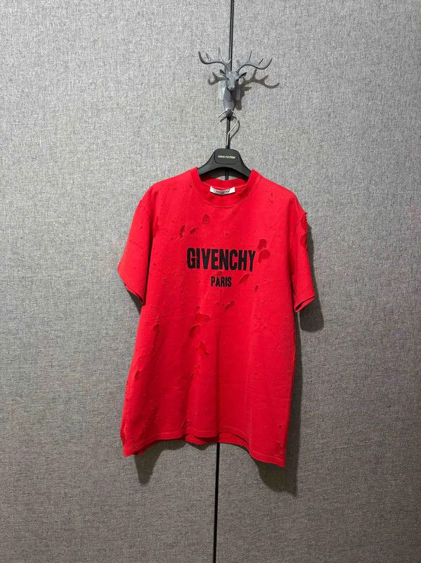 Givenchy Givenchy Red Cotton Logo T-Shirt for Men 0089 Size US S / EU 44-46 / 1 - 1 Thumbnail