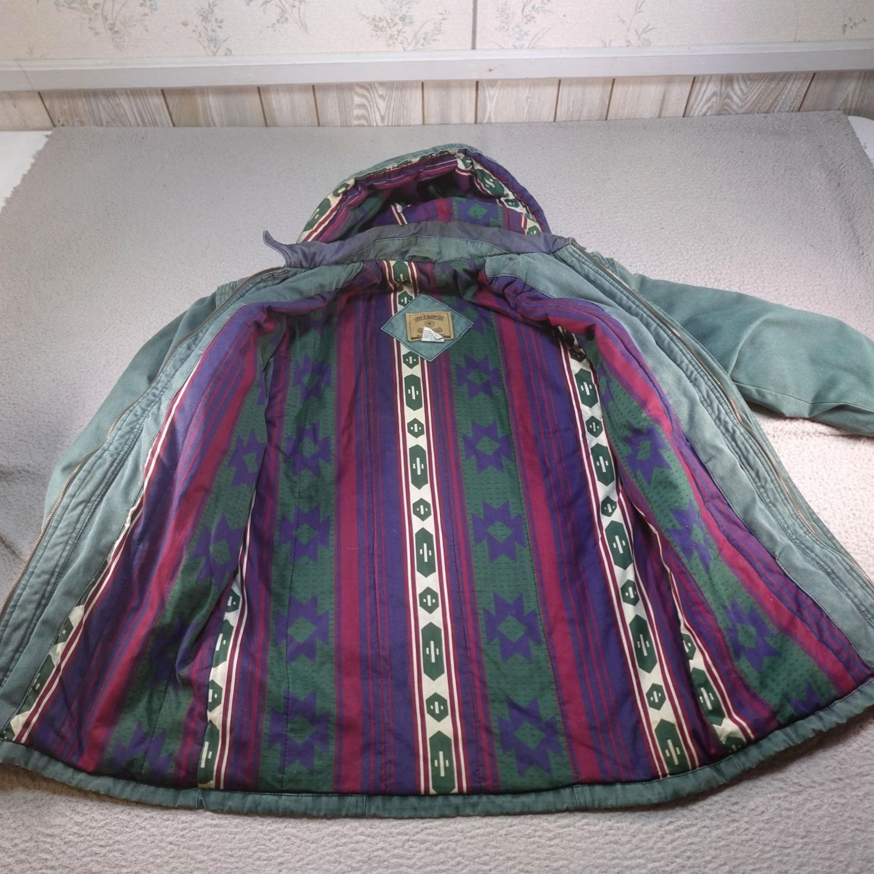 Vintage VINTAGE In Crowd Jacket Mens S Green Canvas Parka Hooded Insulated Lined Pockets Tribal Aztec Pattern Sailor/Outdoor Winter Coat Size US S / EU 44-46 / 1 - 2 Thumbnail