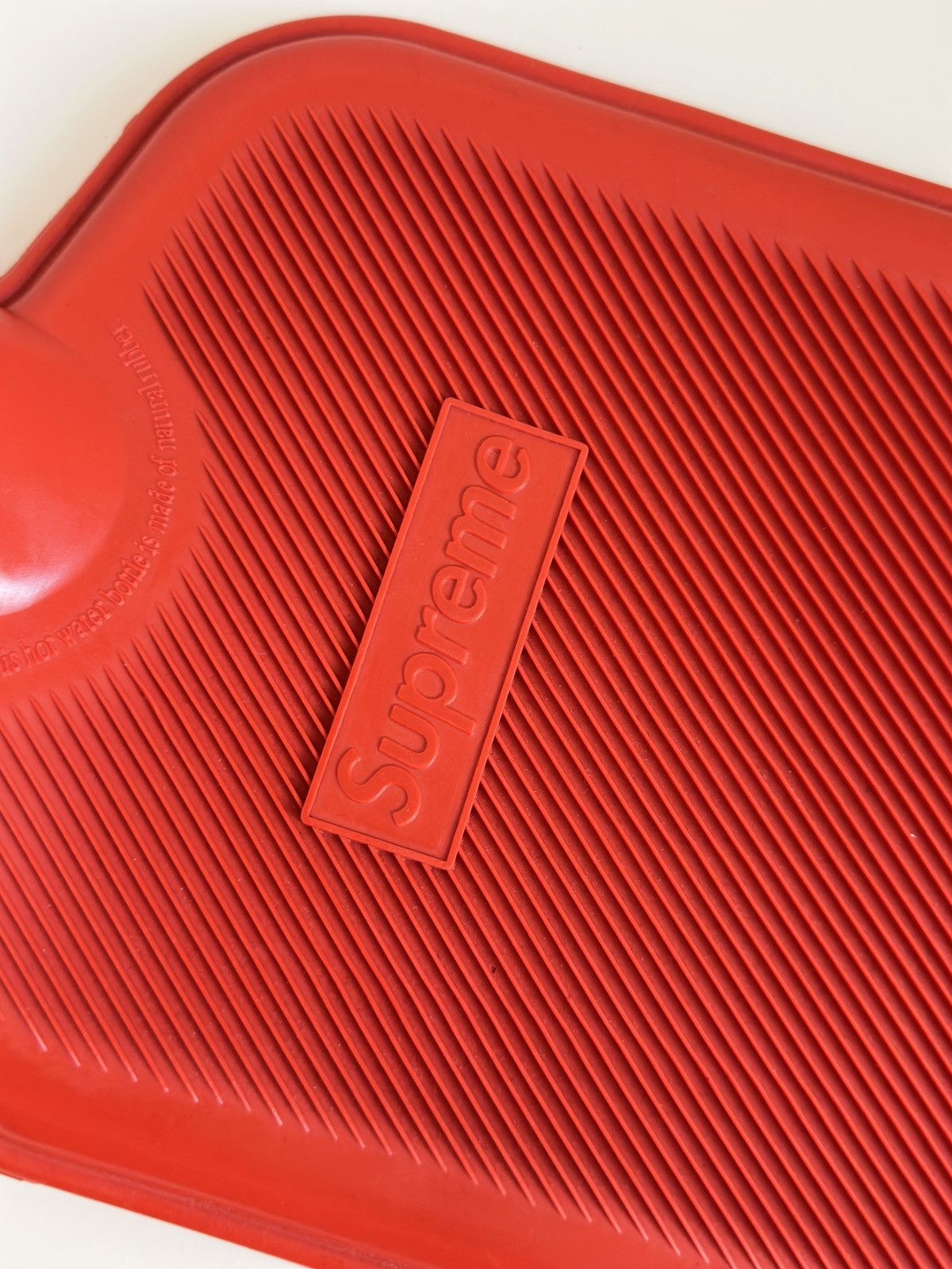 Supreme Supreme Hot Bottle Water Size ONE SIZE - 4 Thumbnail