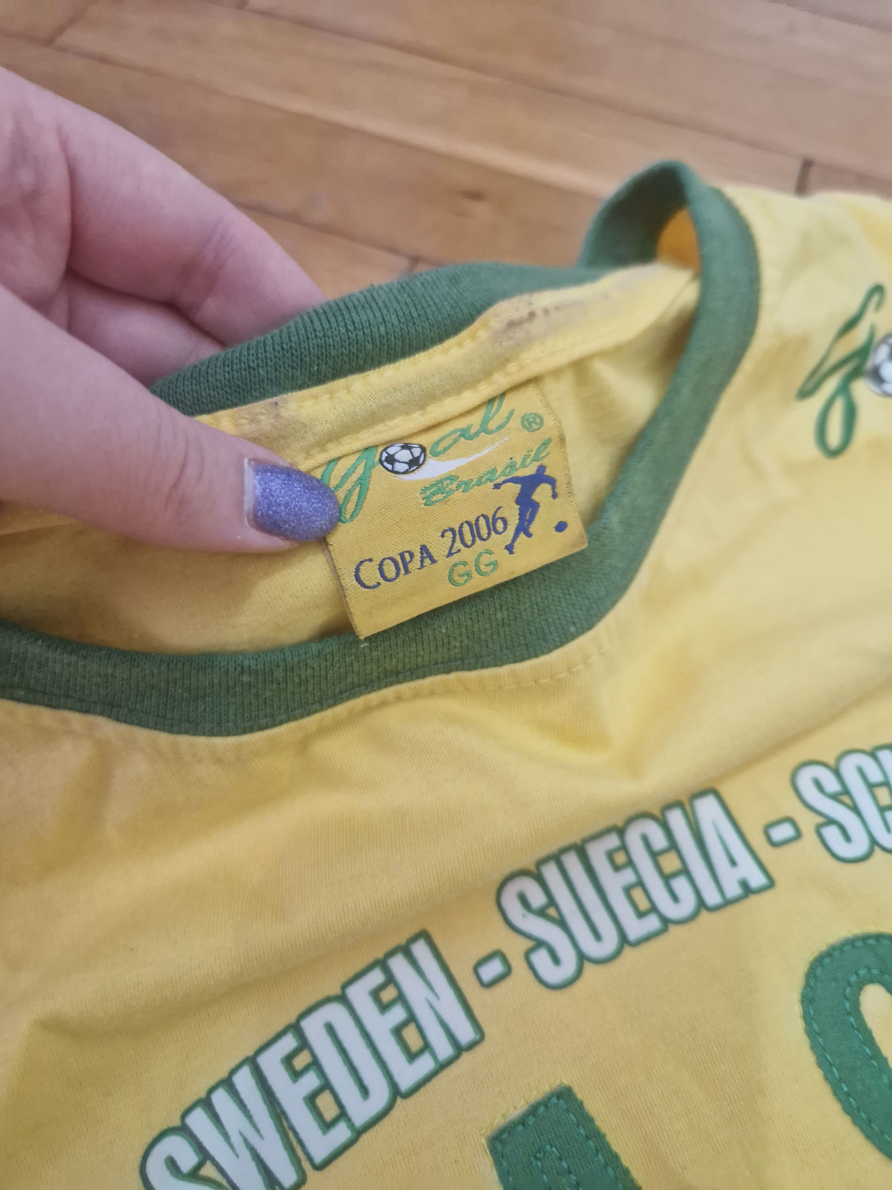 Vintage vintage brasil 2006 y2k tee Size US L / EU 52-54 / 3 - 4 Thumbnail