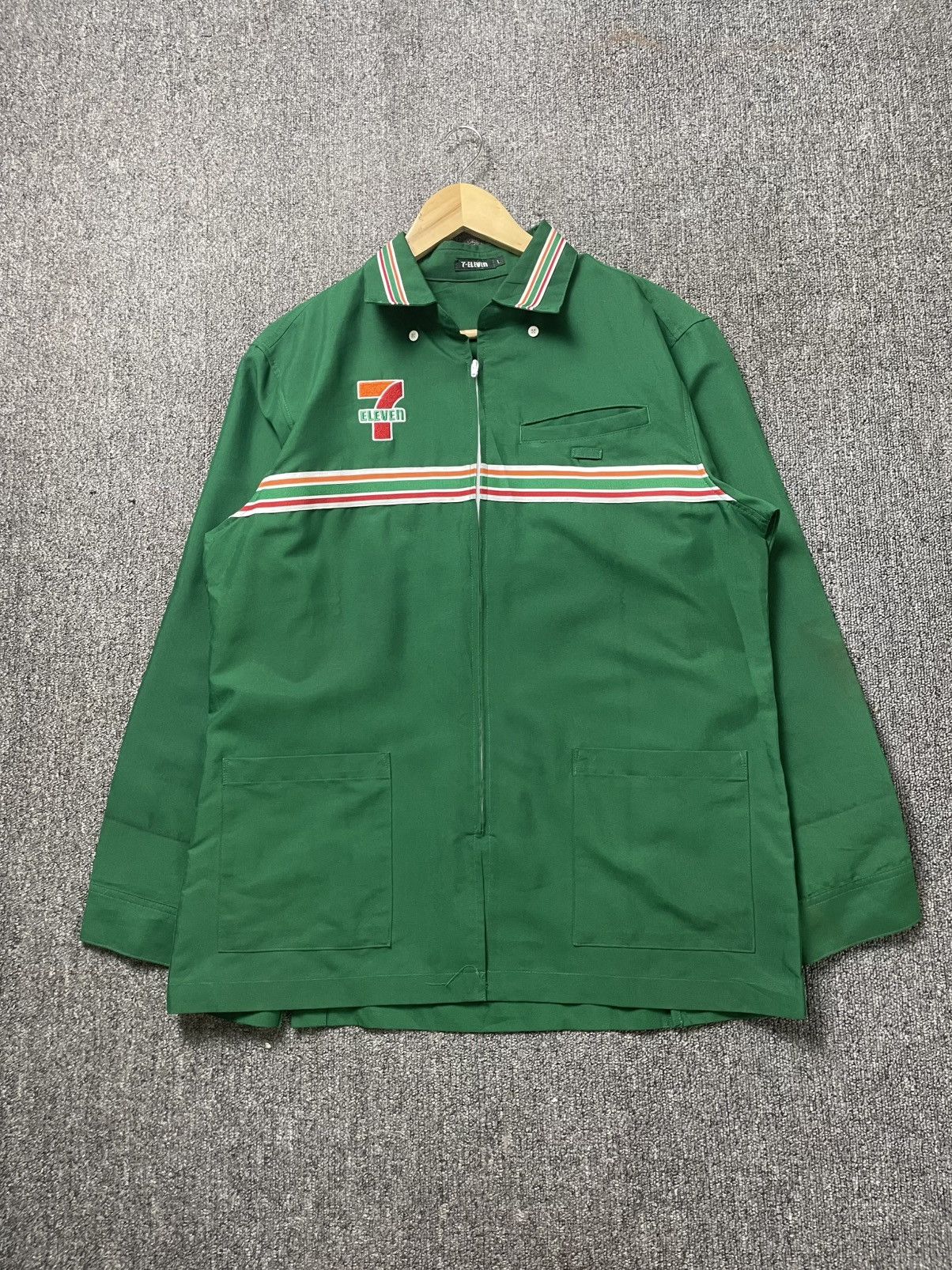 Japanese Brand Japanese Brand 7 Eleven Uniform Shirt (180) Size US L / EU 52-54 / 3 - 1 Thumbnail
