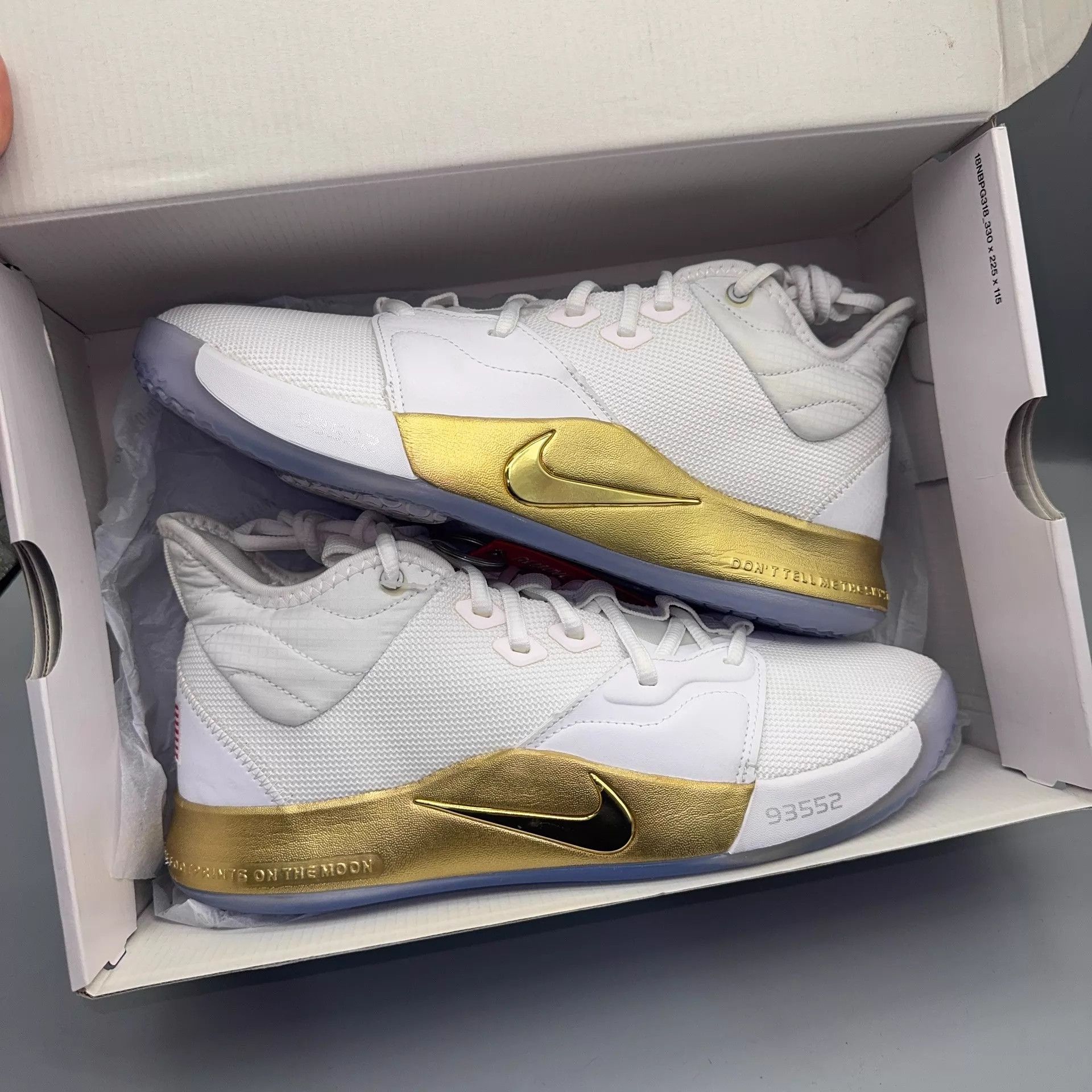 Nike Nike PG3 NASA Apollo Moon White/Plat CI2666-100 Size US 9 / EU 42 - 5 Thumbnail