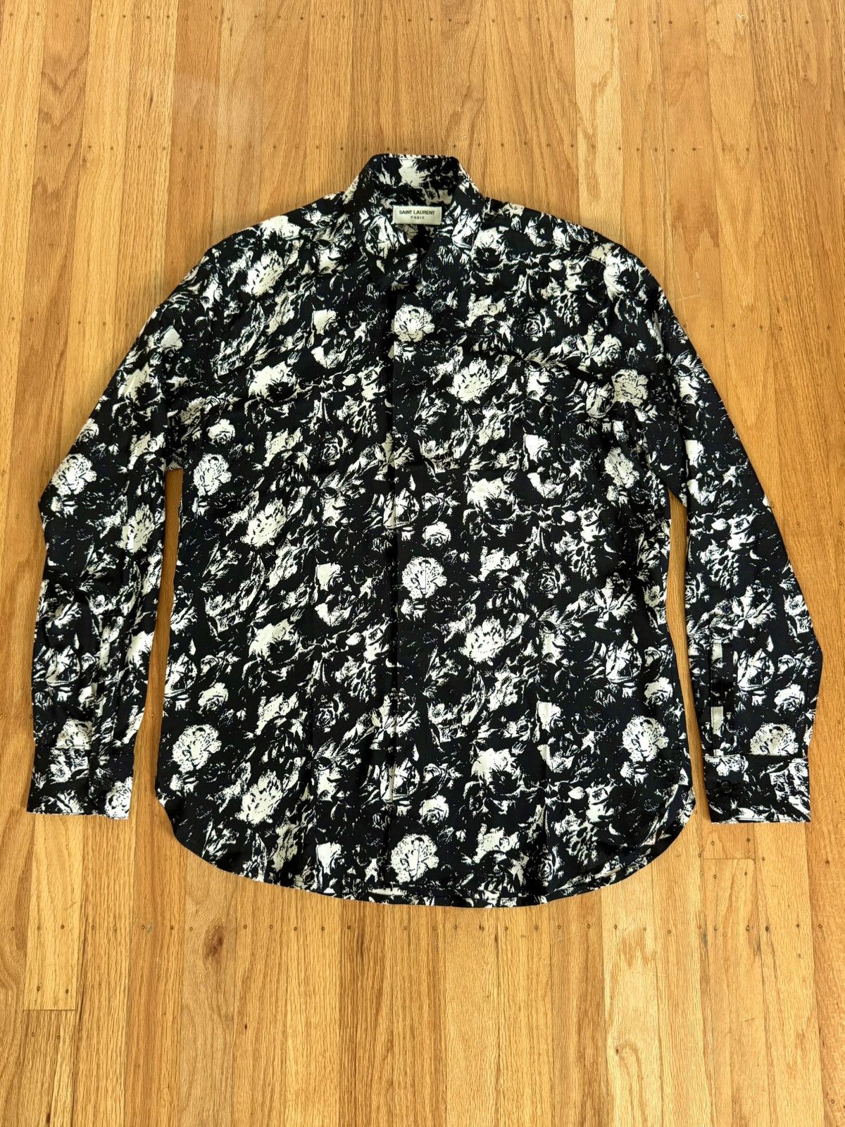 Saint Laurent Paris SAINT LAURENT SS21 FLORAL SILK SHIRT Size US M / EU 48-50 / 2 - 1 Thumbnail