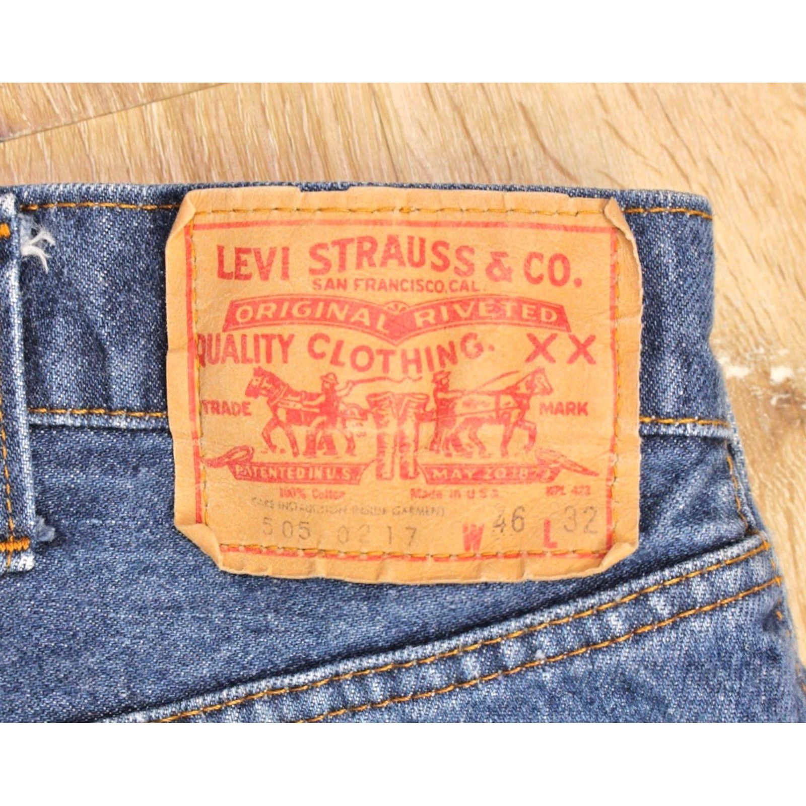 Levi's Levi's 505 Jeans Shirt Vintage 1980s VTG 46x32 Made In USA Men’s Black Bar Tac Denim Blue 80s Jeans Mens Size US 30 / EU 46 - 6 Thumbnail