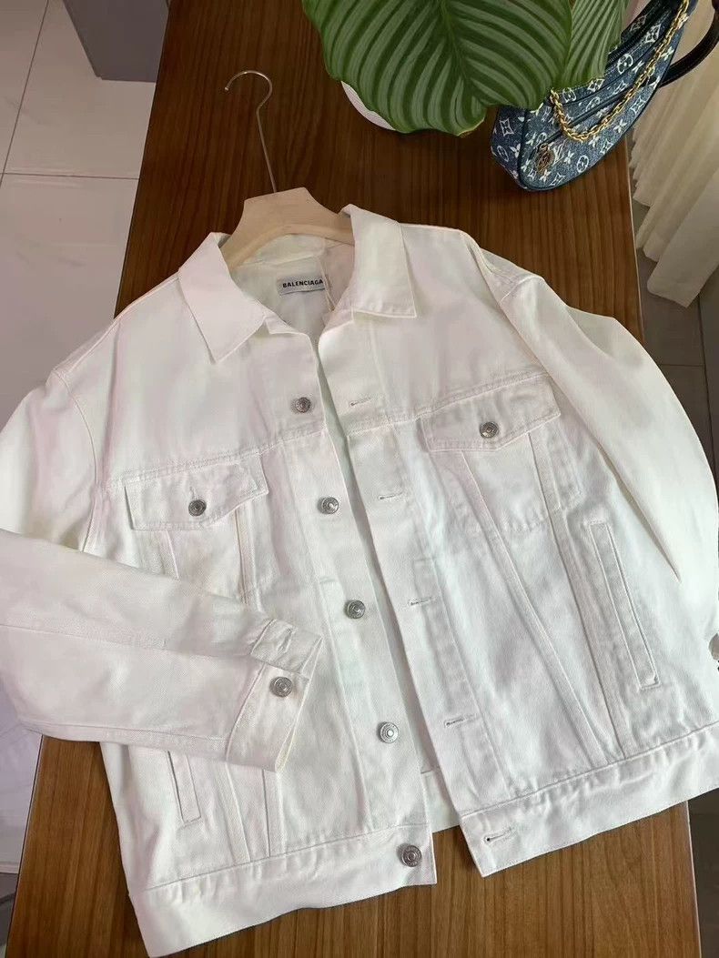 Balenciaga Balenciaga size 36 Back logo denim jacket 2502-Nextarrow Size US S / EU 44-46 / 1 - 3 Thumbnail