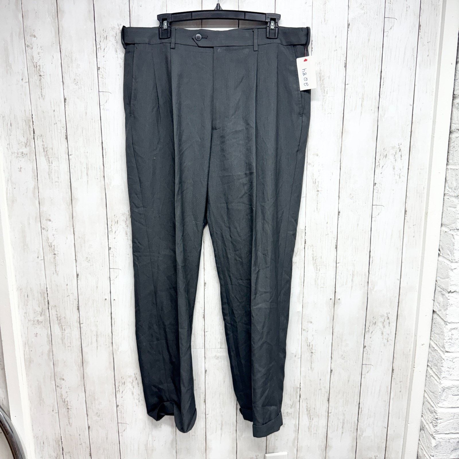Savane Savane Pants Size 36X30 Pleated Button Cuffed Dress Trousers Size US 36 / EU 52 - 1 Thumbnail