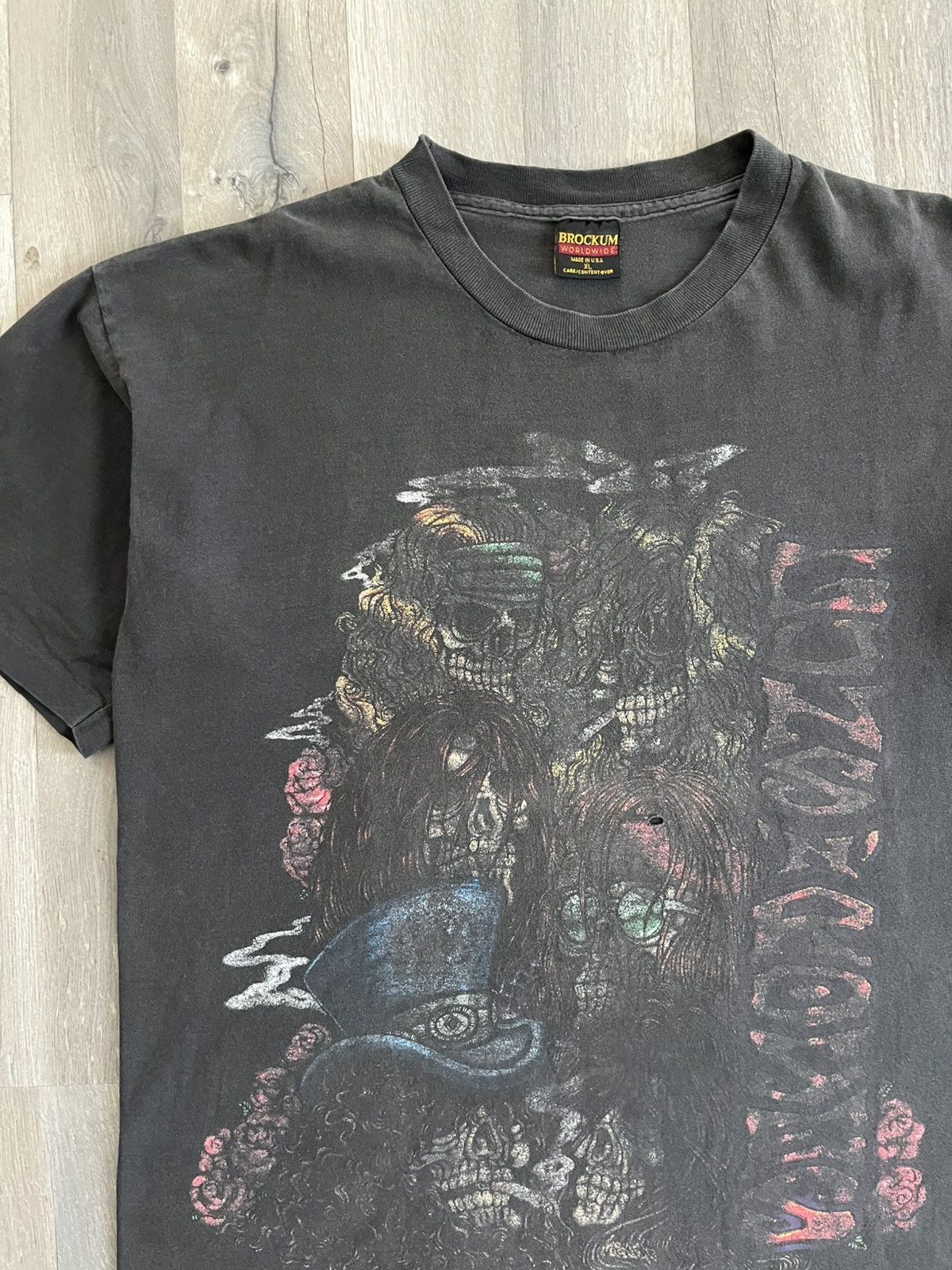 Brockum 1994 Guns n Roses Skull Pile Fader Tee Size US L / EU 52-54 / 3 - 3 Thumbnail