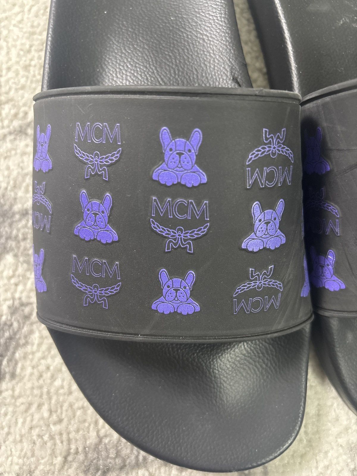 MCM MCM PURPLE DOG SLIDES Size US 8.5 / EU 41-42 - 4 Thumbnail