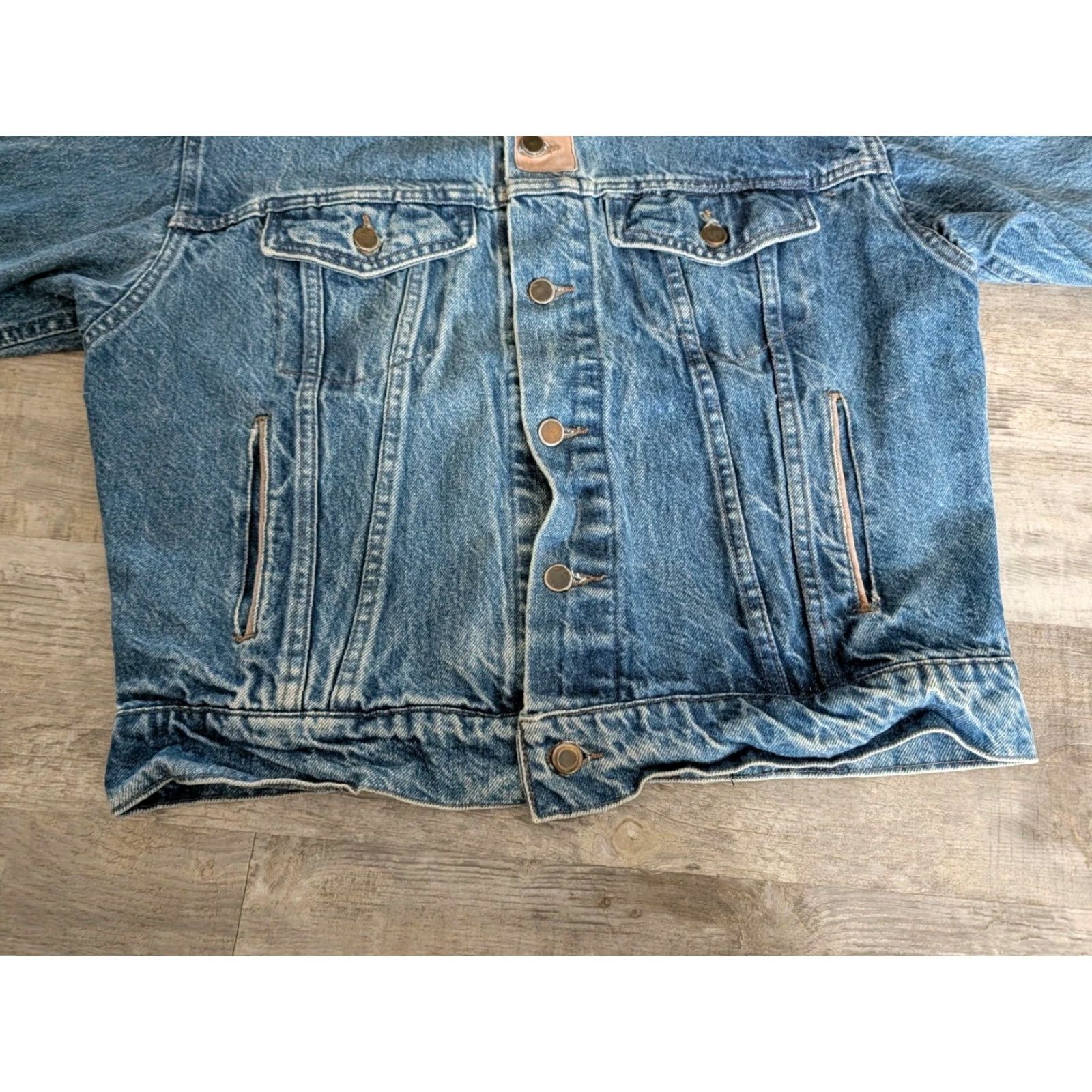 Denime VINTAGE Krazy Krinkle Denim Jean Jacket Mens Medium 43 Blue Leather Collar 80s Casual Workwear Mens Size US 31 - 6 Thumbnail