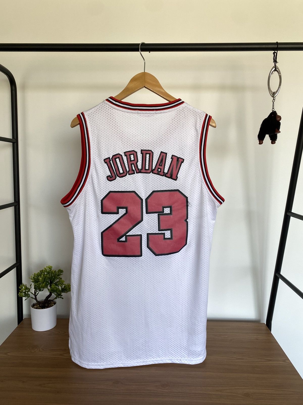 Mitchell & Ness × Vintage Mitchell & Ness Jersey Chicago Bulls 1997-98 Michael Jordan Size US M / EU 48-50 / 2 - 6 Thumbnail