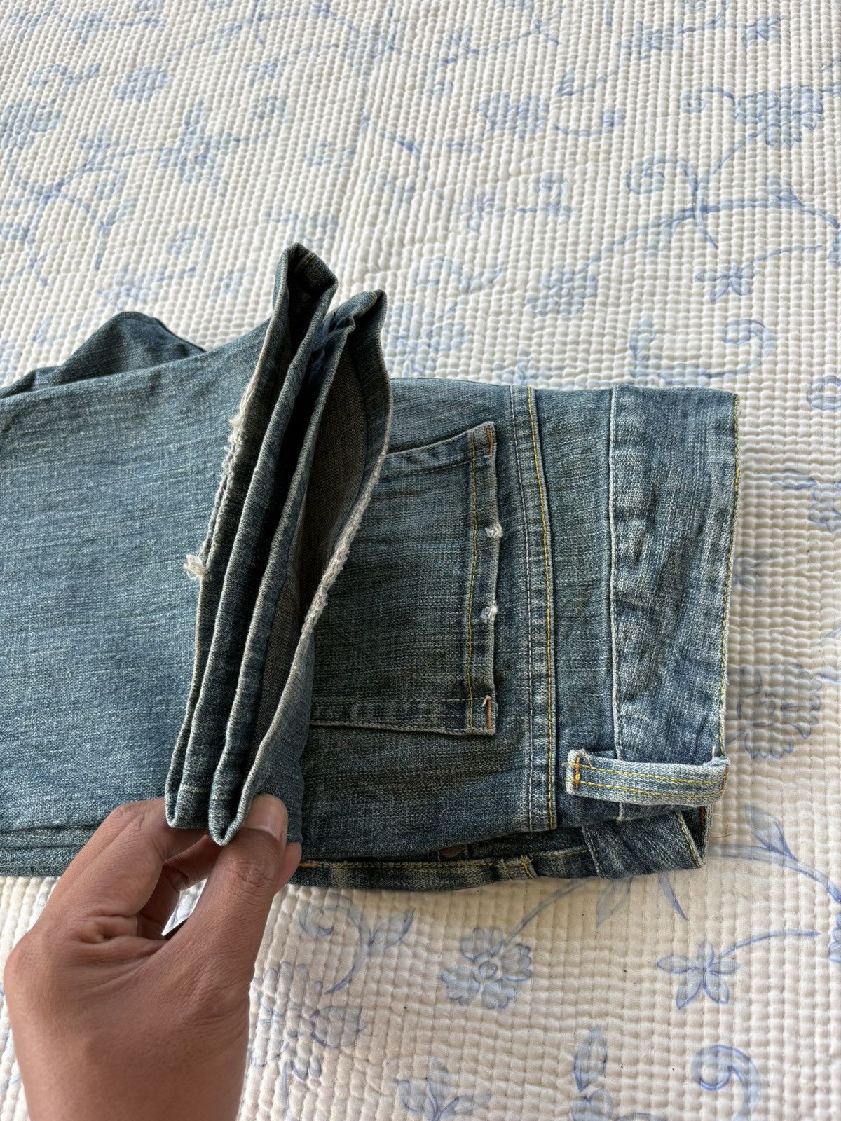 Uniqlo Uniqlo X High Quality Guarented Flared Denim Streetwear Size US 31 - 18 Thumbnail