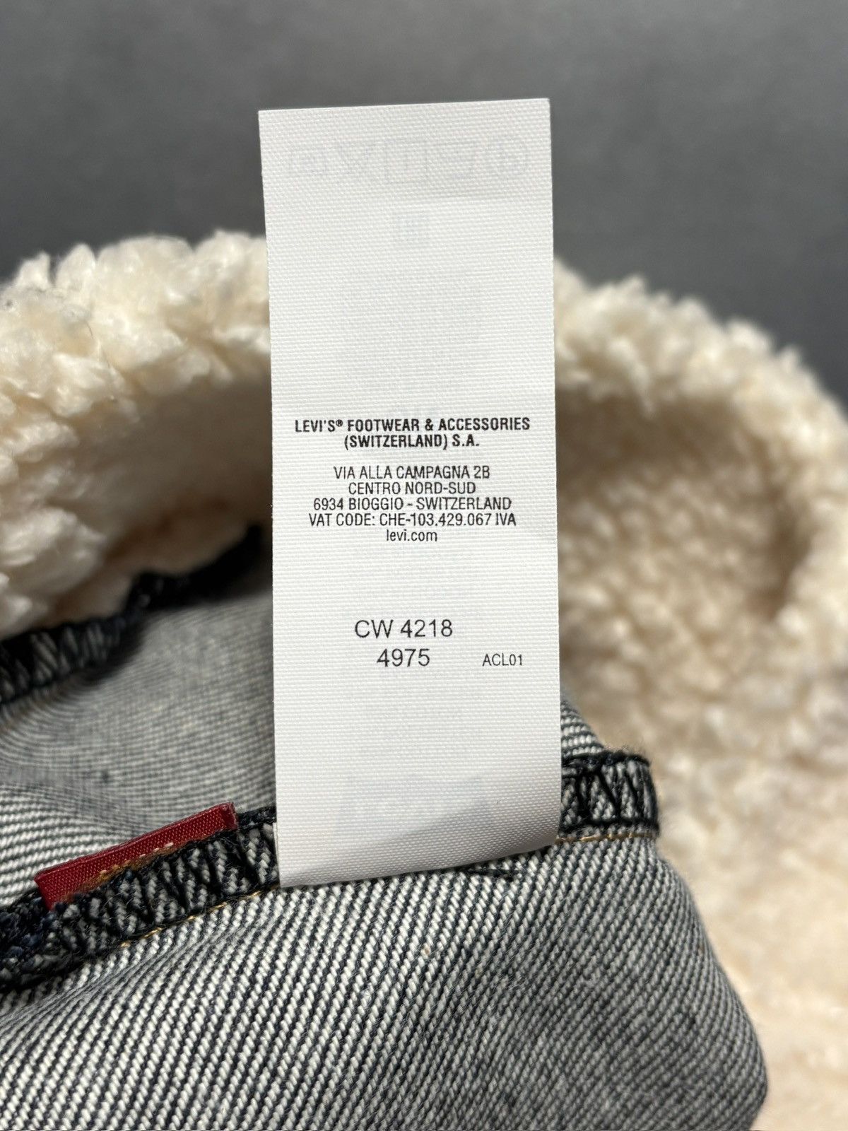 Levi's Levi's Santa Hat Red Tab Denim Silly Cap 2010s Pom Pom Elf Size ONE SIZE - 12 Thumbnail