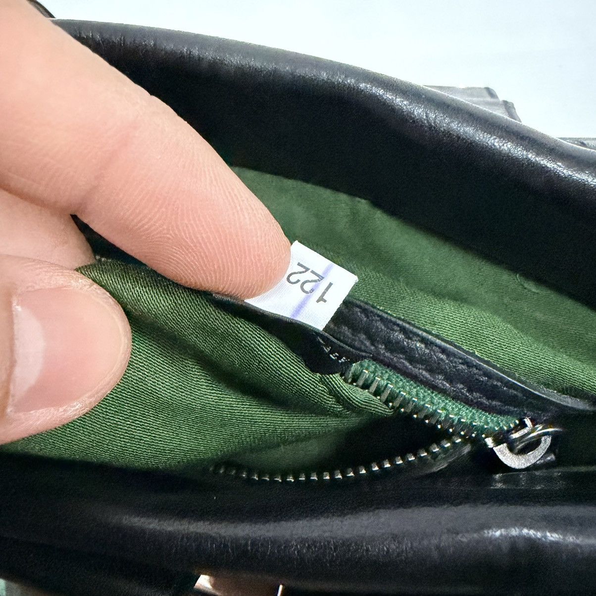 Miu Miu Miu Miu Black Leather Vitella Turnlock Satchel Bag Size ONE SIZE - 12 Thumbnail