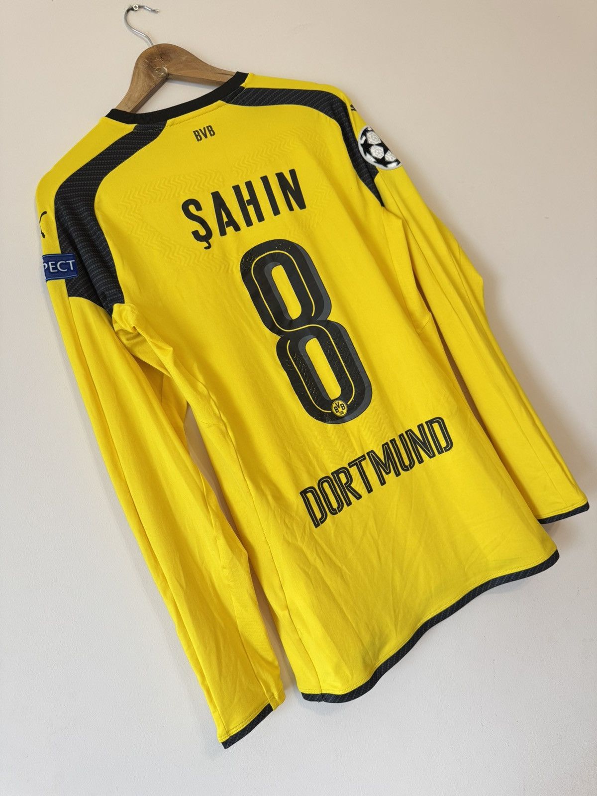 Puma Sahin #8 Borussia Dortmund 2016-2017 Match Worn Jersey CL Size US L / EU 52-54 / 3 - 6 Thumbnail