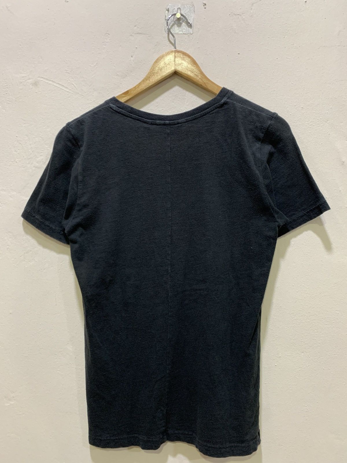 Undercover × Uniqlo Undercover uniqlo tee Size US S / EU 44-46 / 1 - 3 Thumbnail