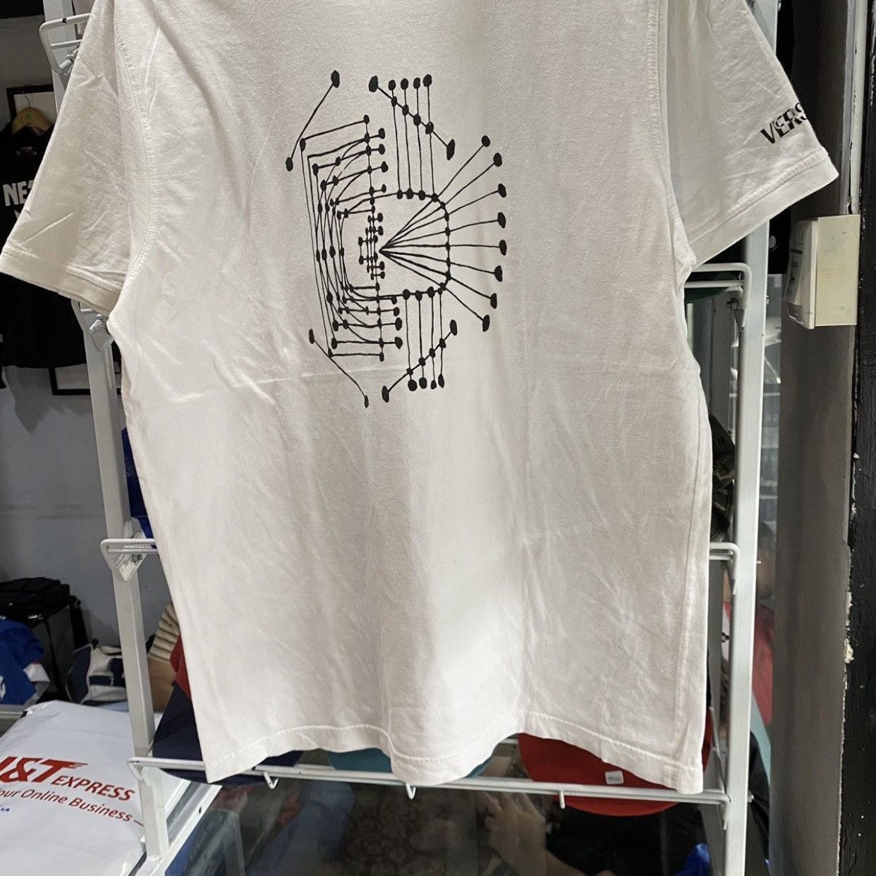 Versace Vintage Versace Classic V2 Graphic T-Shirt - Rare Design Size US XL / EU 56 / 4 - 4 Thumbnail