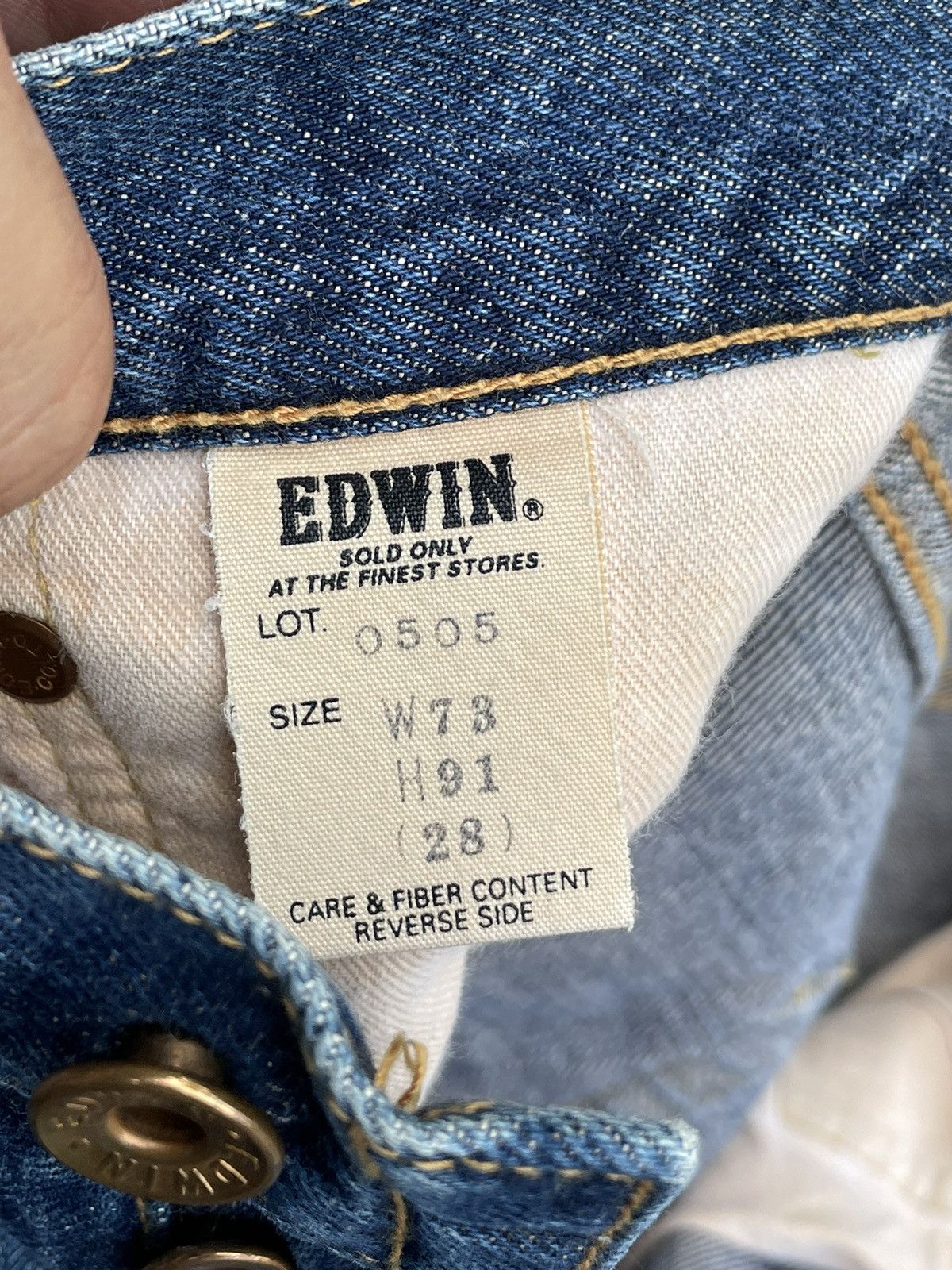 Edwin Vintage Rare Button Edwin 505 Selvedge (J23-11) Size US 28 / EU 44 - 17 Thumbnail