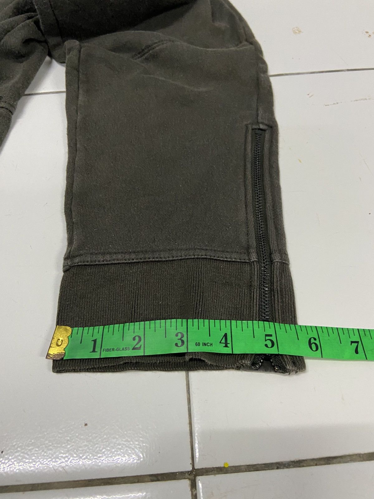 Lemaire × Uniqlo UNIQLO X LEMAIRE JOGGER PANTS Size US 31 - 13 Thumbnail