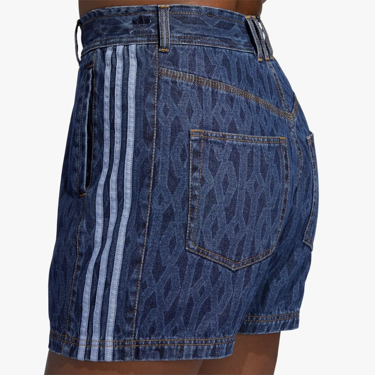 Adidas × Ivy Park adidas Originals Ivy Park Monogram Dark Denim Shorts H61702 Size US 30 / EU 46 - 2 Thumbnail