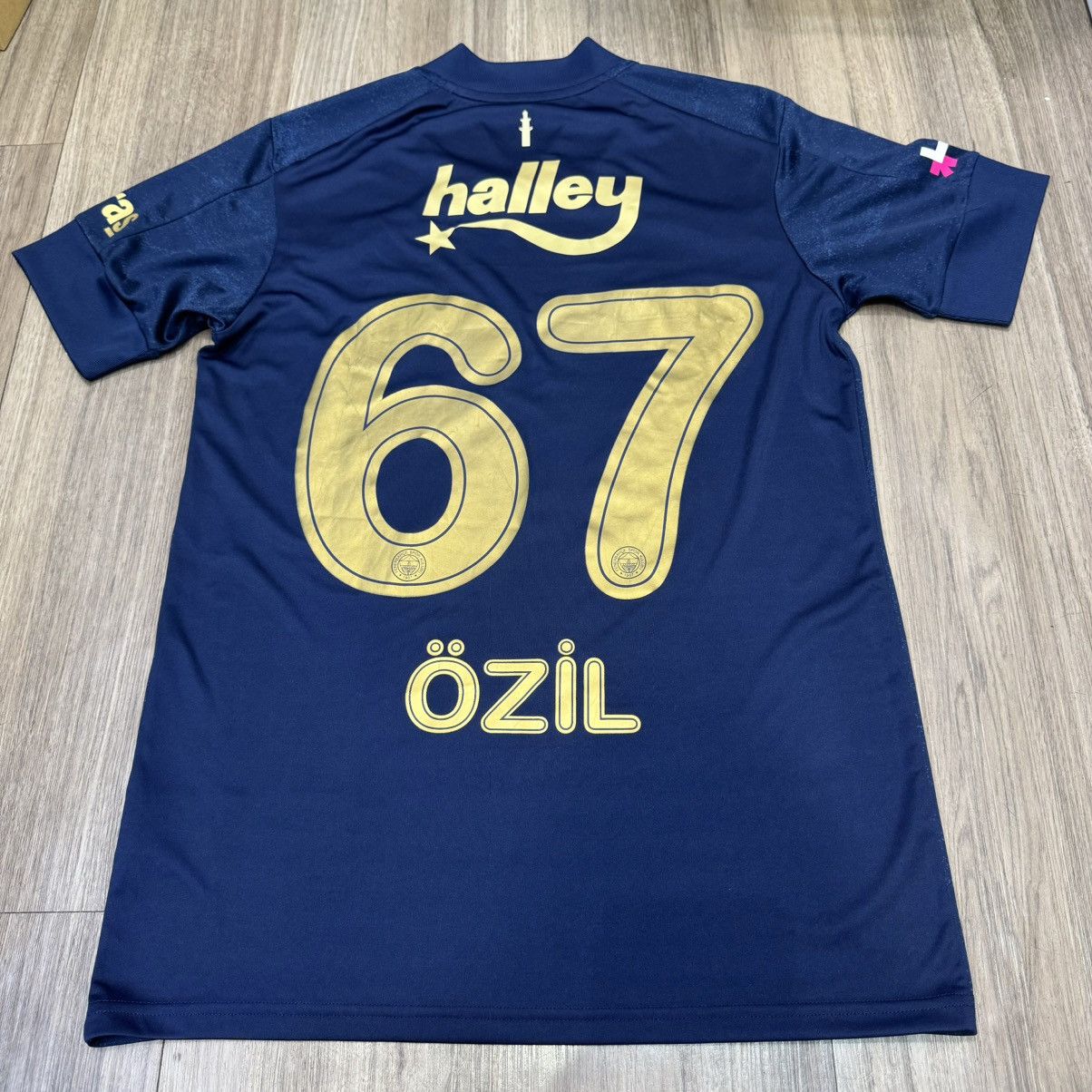 Adidas Fenerbahce 20/21 away shirt #67 ozil Size US S / EU 44-46 / 1 - 2 Thumbnail