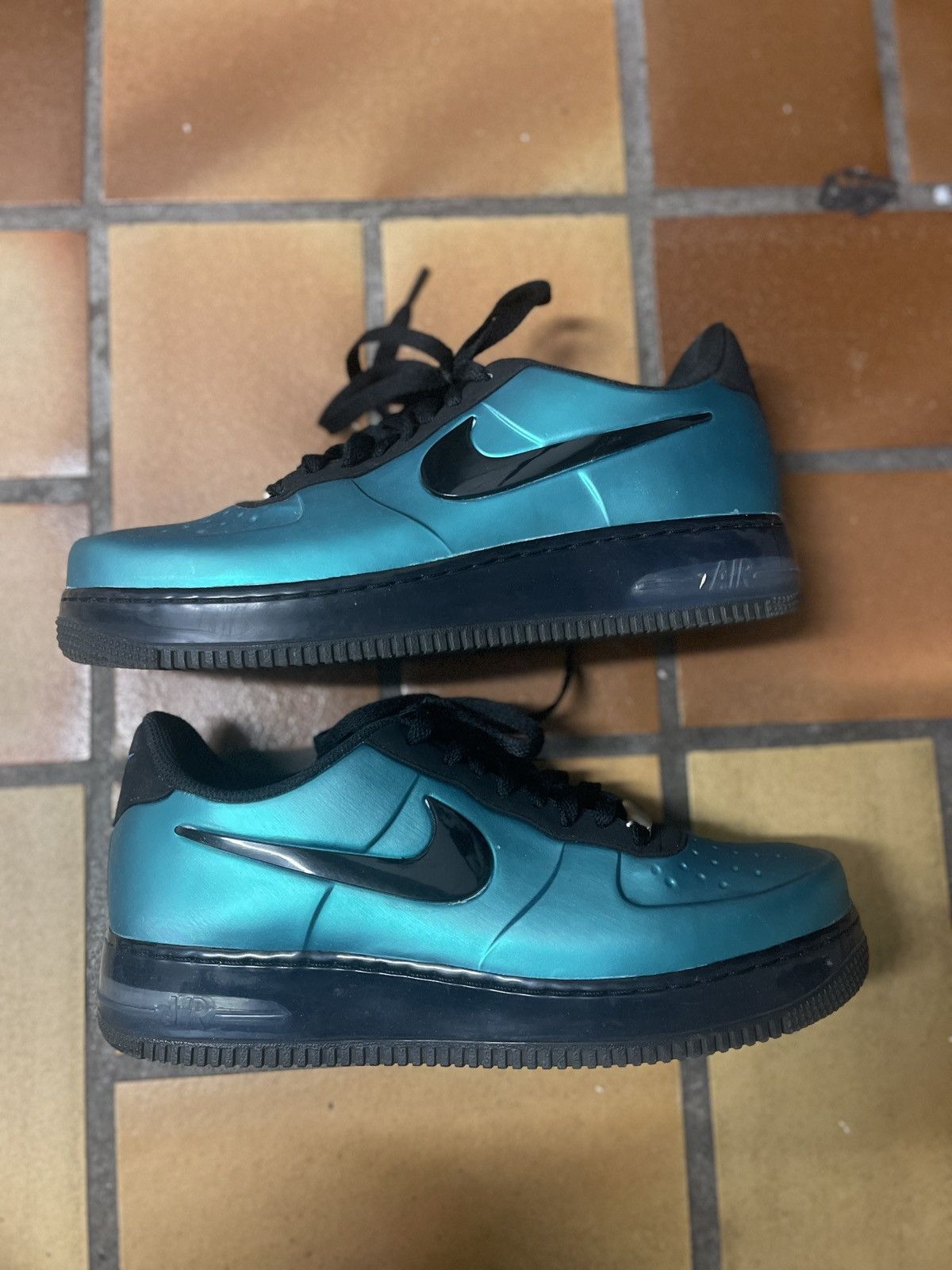 Nike Nike Air Force 1 Low Foamposite Pro Green Black Size US 8.5 / EU 41-42 - 1 Thumbnail
