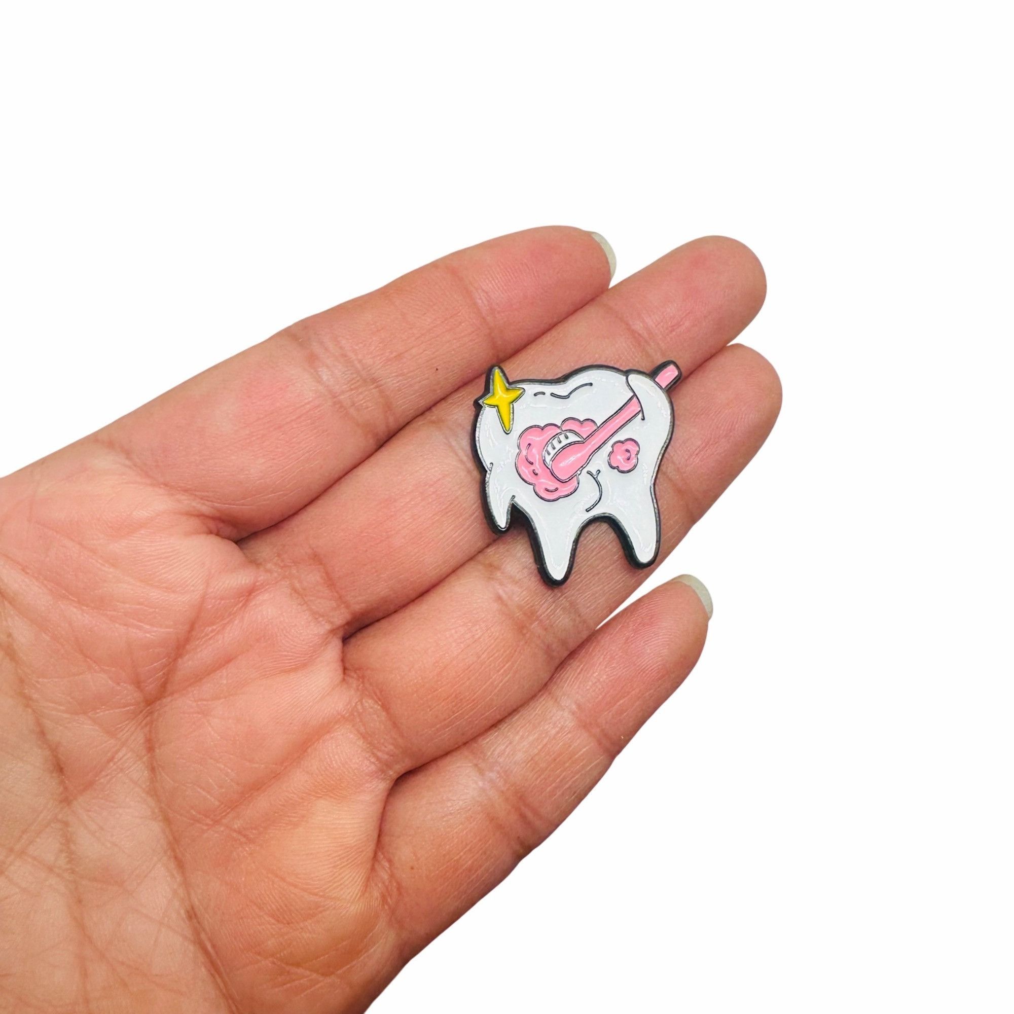 Other ✨Hot Teeth Toothbrush Metal Enamel Brooch Cute Cartoon Denti Size ONE SIZE - 2 Thumbnail