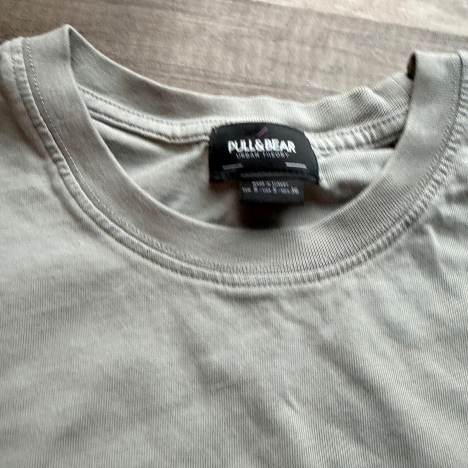 Pull & Bear Pull&Bear Urban Theory Graphic T-Shirt Grey Size US S / EU 44-46 / 1 - 4 Thumbnail