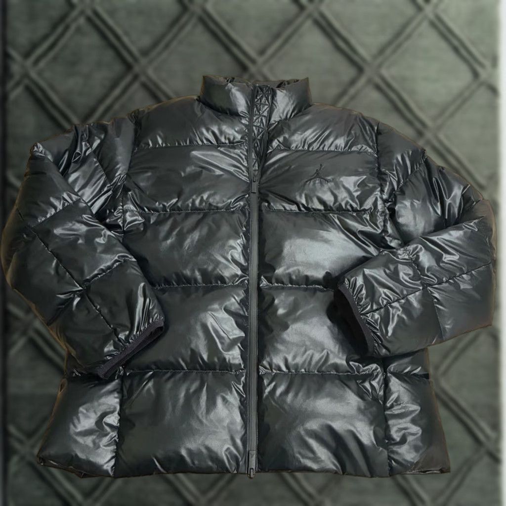 Jordan Brand NWT Nike Air Jordan Men’s Flight Down Puffer Jacket Black Size S Size US S / EU 44-46 / 1 - 1 Thumbnail