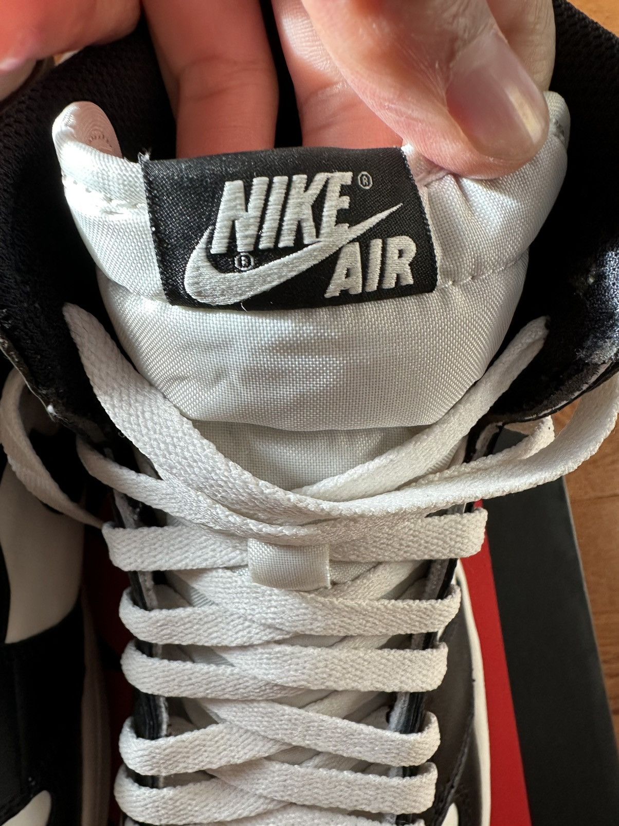 Jordan Brand × Nike Air Jordan 1 Mocha Size US 12 / EU 45 - 9 Thumbnail