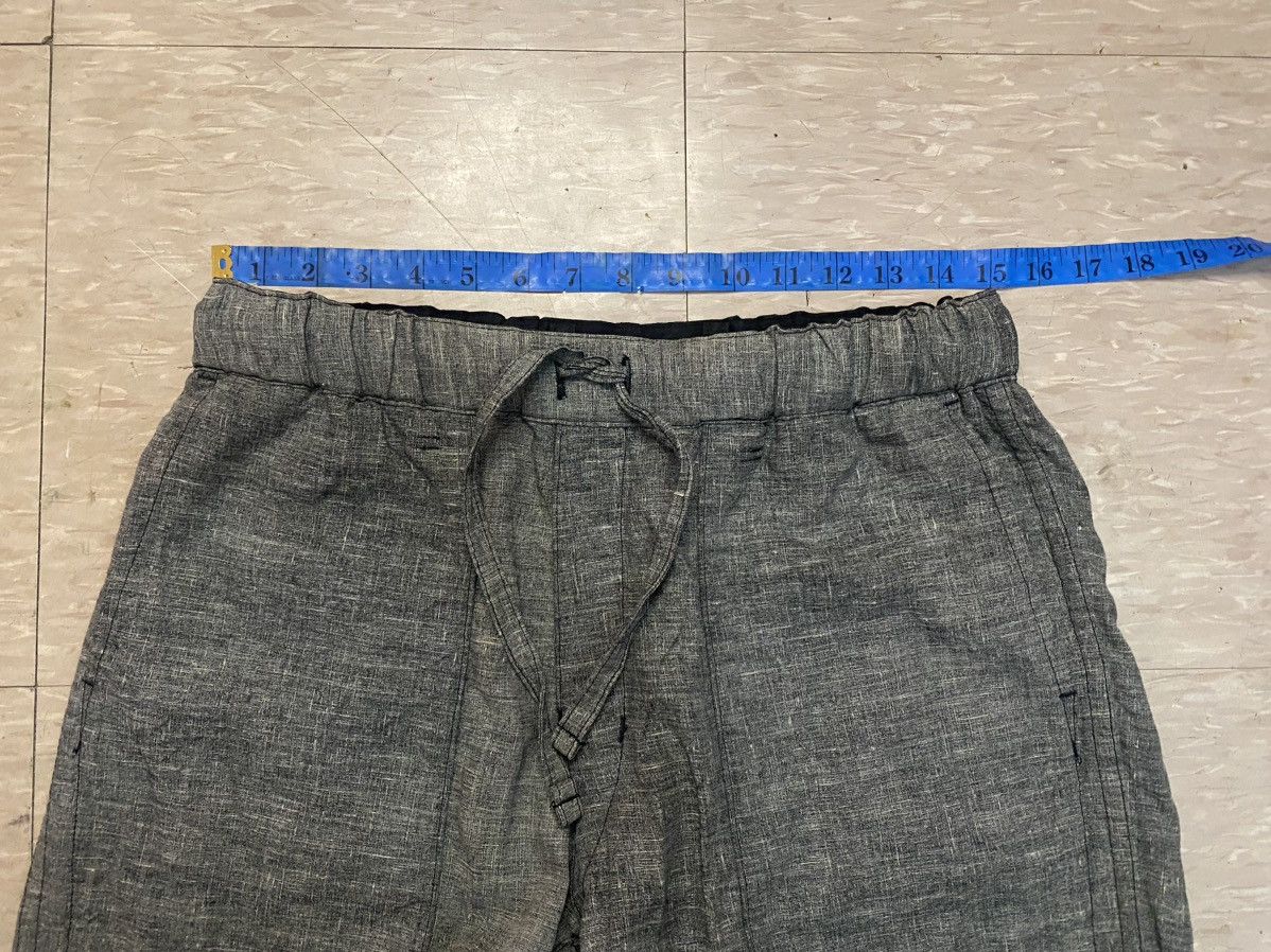 Issey Miyake × Japanese Brand × Pleats Please Issey Miyake Issey miyake men Cropped grey x black reversible drawstring Size US 32 / EU 48 - 6 Thumbnail