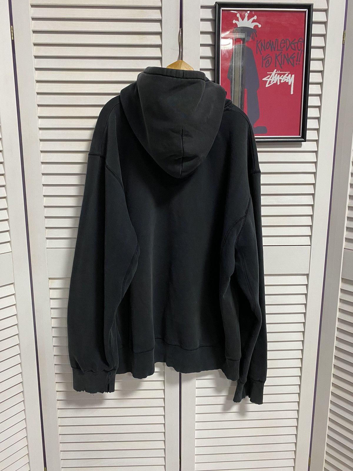 Nike × Vintage Vintage Sweater Nike Mini Swoosh Stripped Elements Faded Size US XL / EU 56 / 4 - 4 Thumbnail