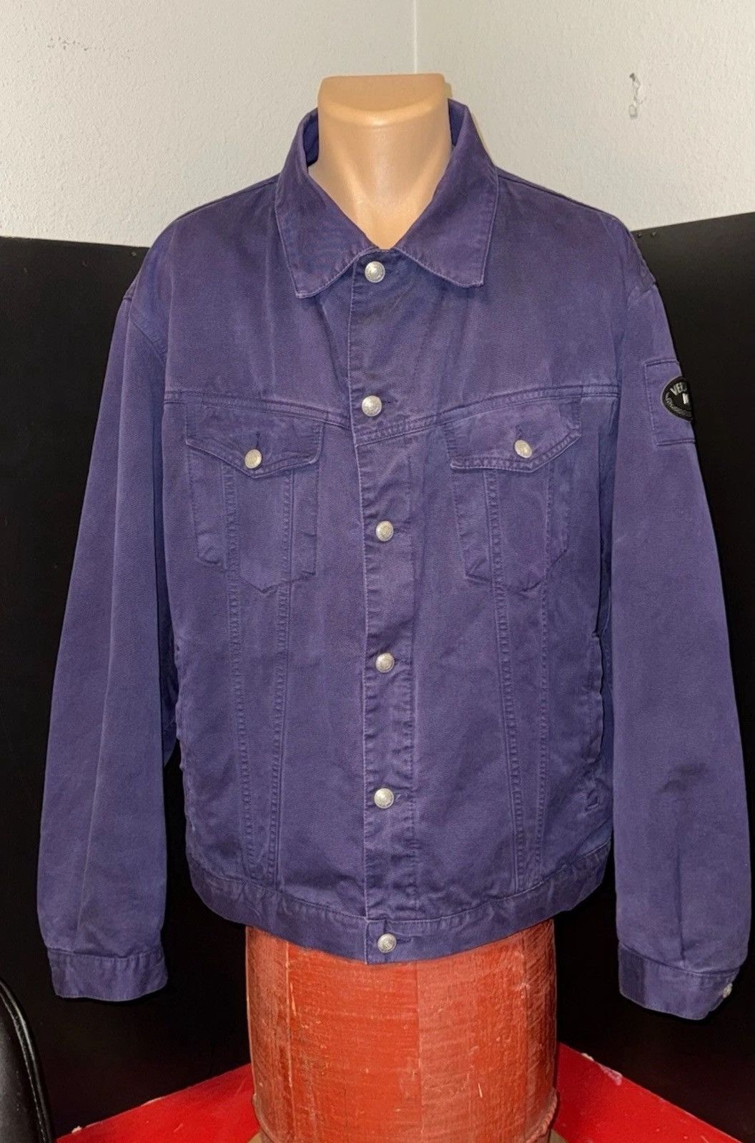 Other Versace V2, Purple Rayon Trucker Jacket, XXL 9/10 Size US XXL / EU 58 / 5 - 1 Thumbnail
