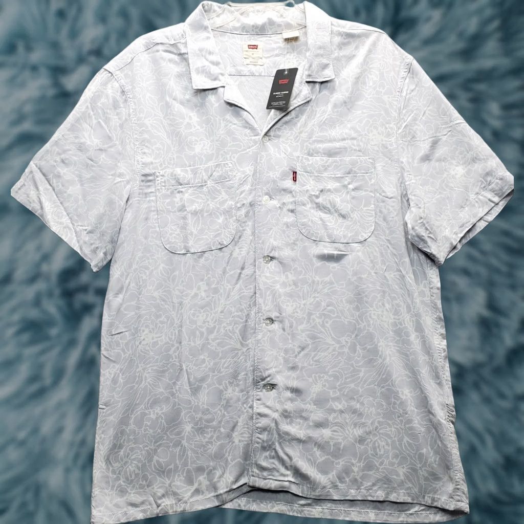 Levi's Levi's Camp Shirt Mens M Multi Floral Relaxed Fit Chest Pocket 219760121 Shirt Mens M Multicolor Floral 219760121 Size US M / EU 48-50 / 2 - 1 Thumbnail