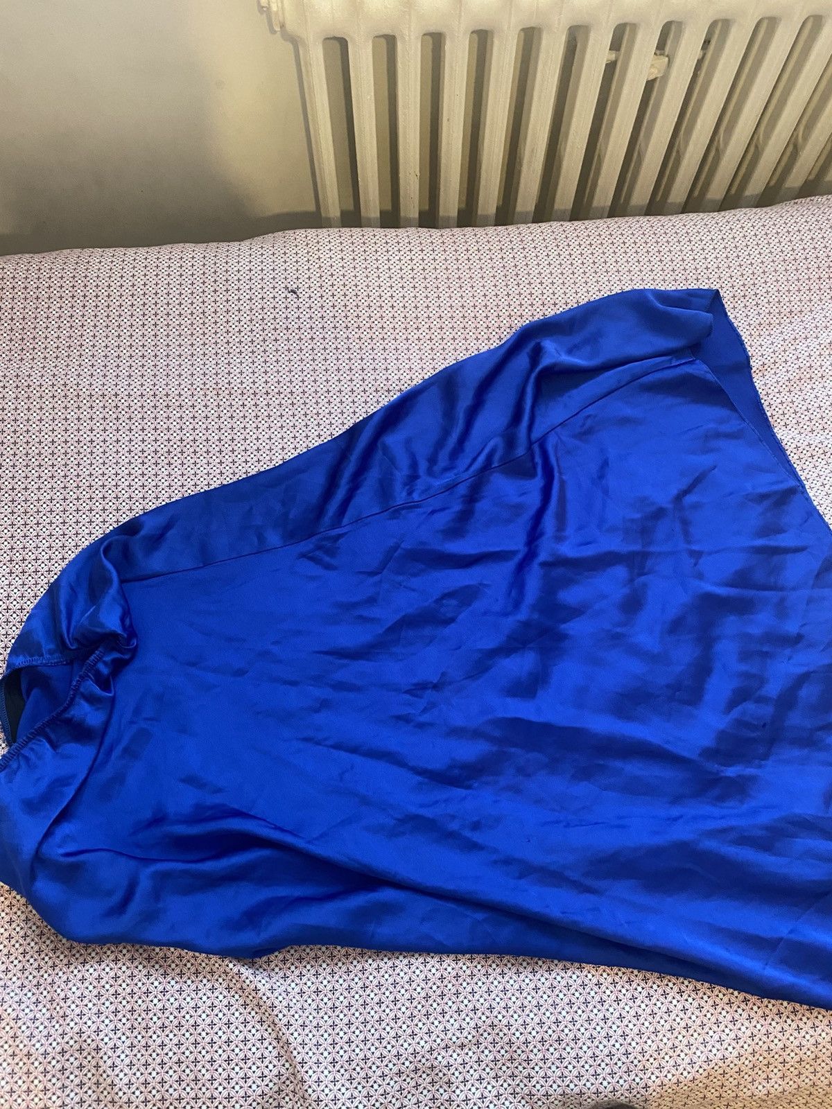 Other Blue satin skirt. Size 27" / US 4 / IT 40 - 8 Thumbnail