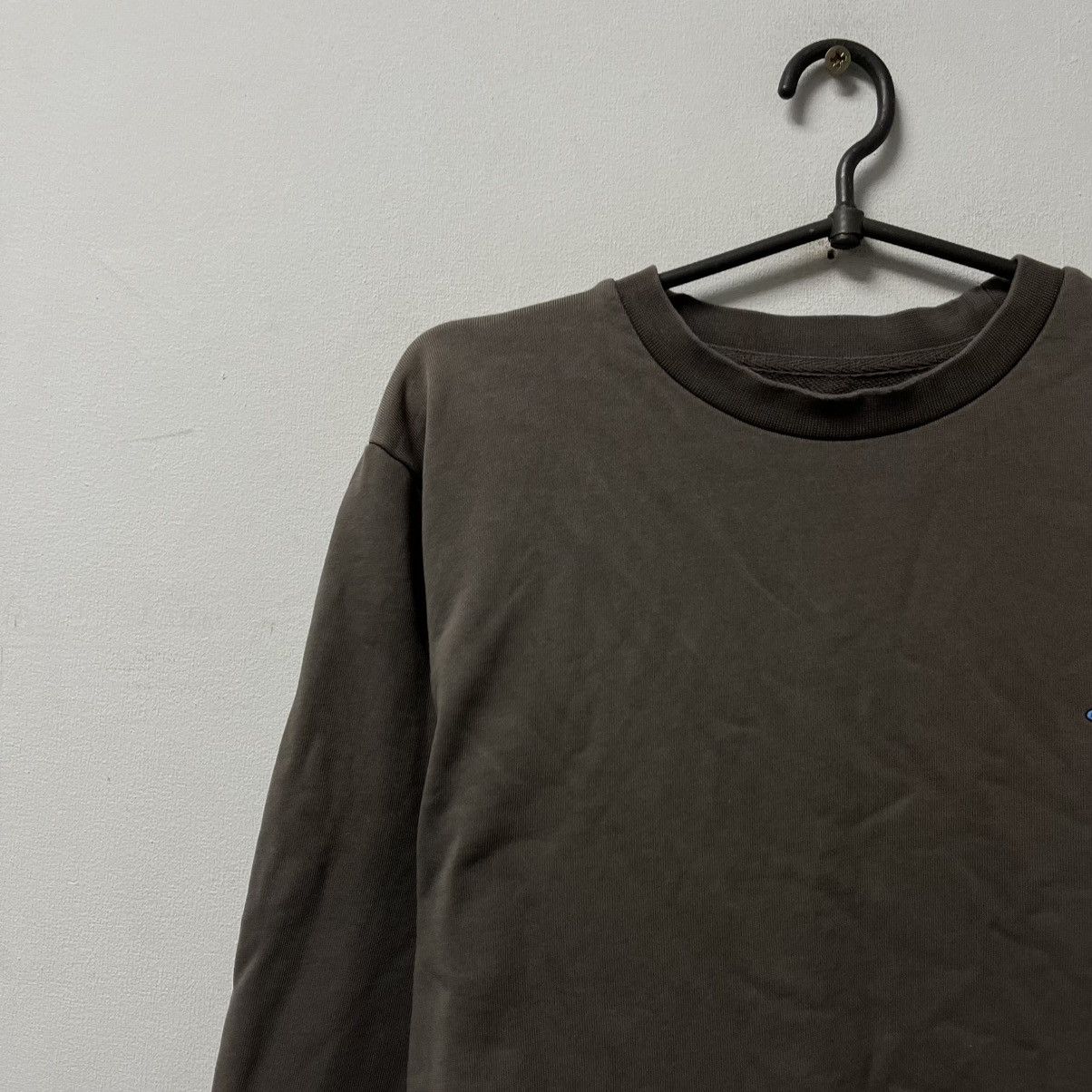 Vivienne Westwood Vintage Vivienne Westwood Sweatshirt Orb Logo Basic Pullover Size US M / EU 48-50 / 2 - 3 Thumbnail