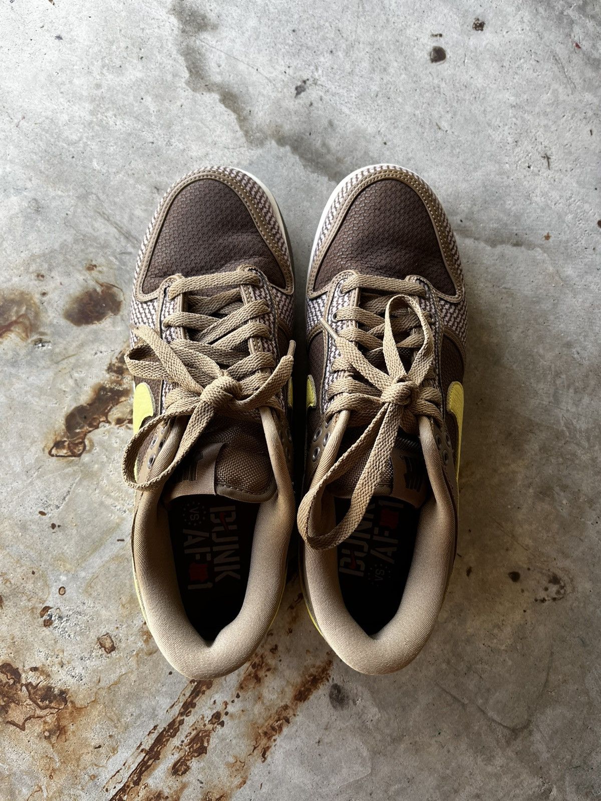 Nike × Undefeated Nike Dunk Low SP Undefeated Canteen Dunk Size US 9 / EU 42 - 3 Thumbnail
