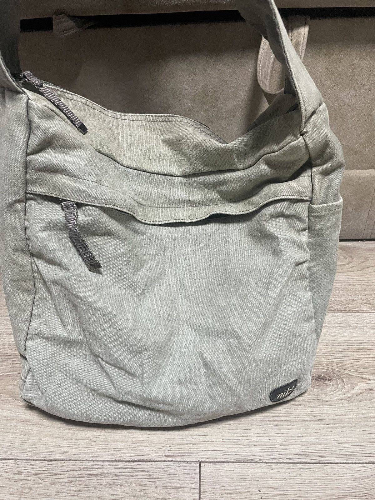Nike Trashed 90s Nike Vintage Shoulder Big Bag Gorpcore Size ONE SIZE - 4 Thumbnail