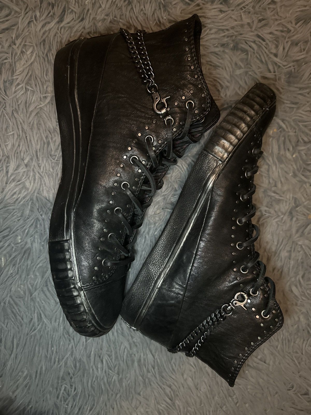 John Varvatos JV STUDDED MID TOP LEATHER SNEAKERS Size US 10 / EU 43 - 3 Thumbnail