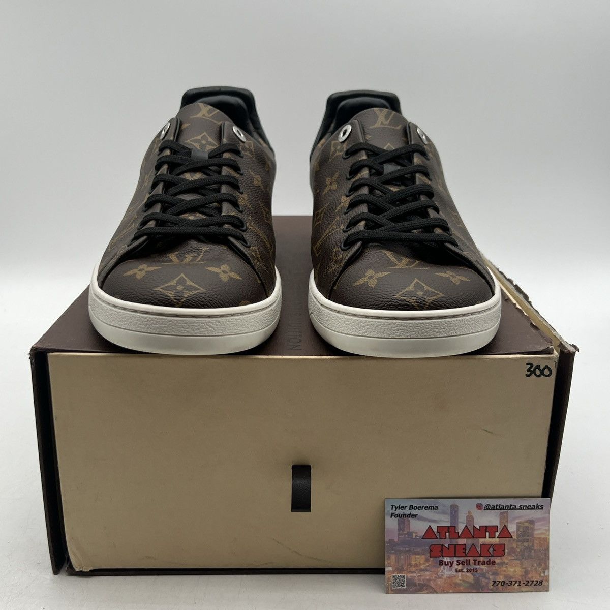 Louis Vuitton Louis Vuitton Wmns frontrow monogram Size US 12.5 / EU 45-46 - 2 Thumbnail