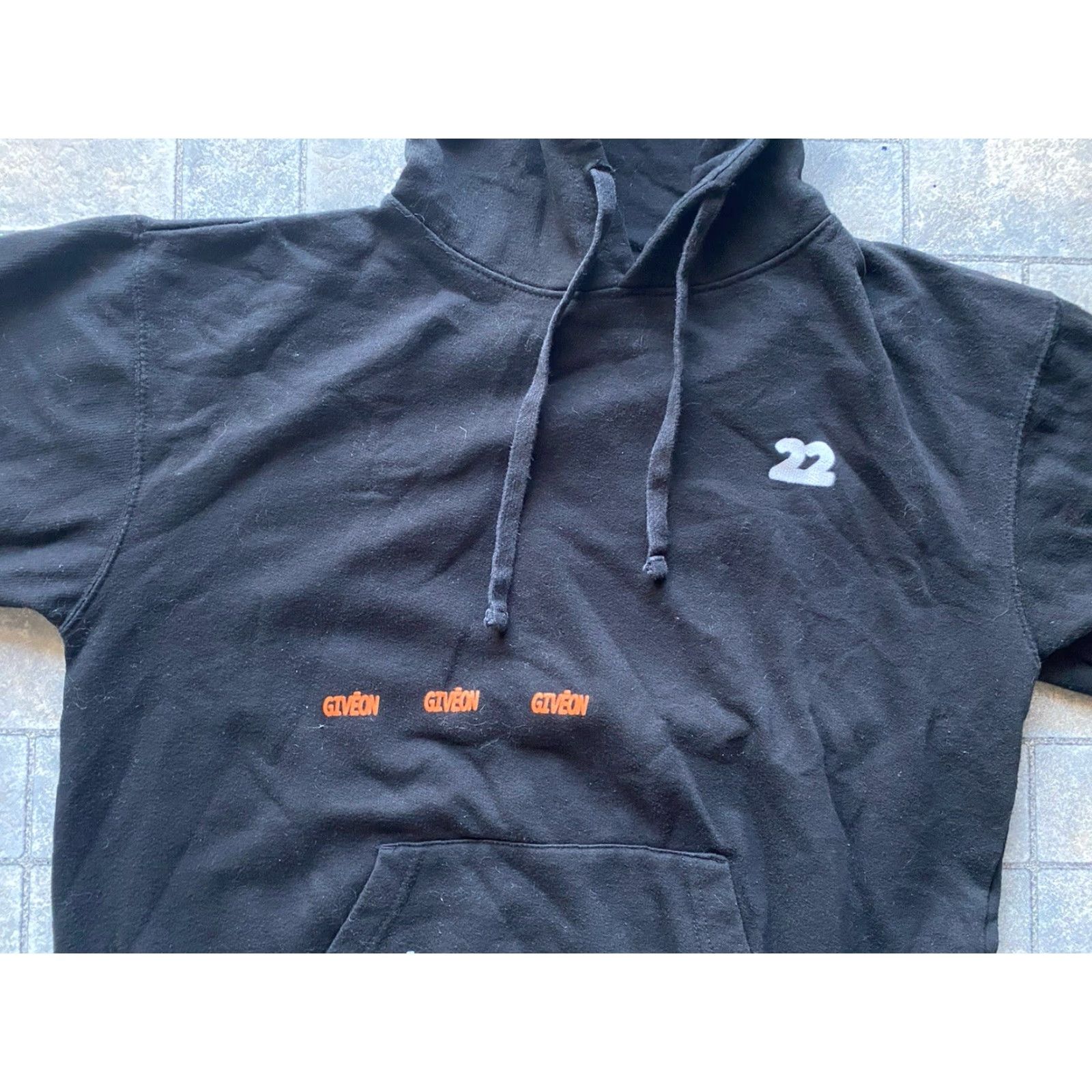 Vintage Giveon Hoodie 2022 Tour Black Men’s L Large Pullover Mens Shirt Size US L / EU 52-54 / 3 - 4 Thumbnail