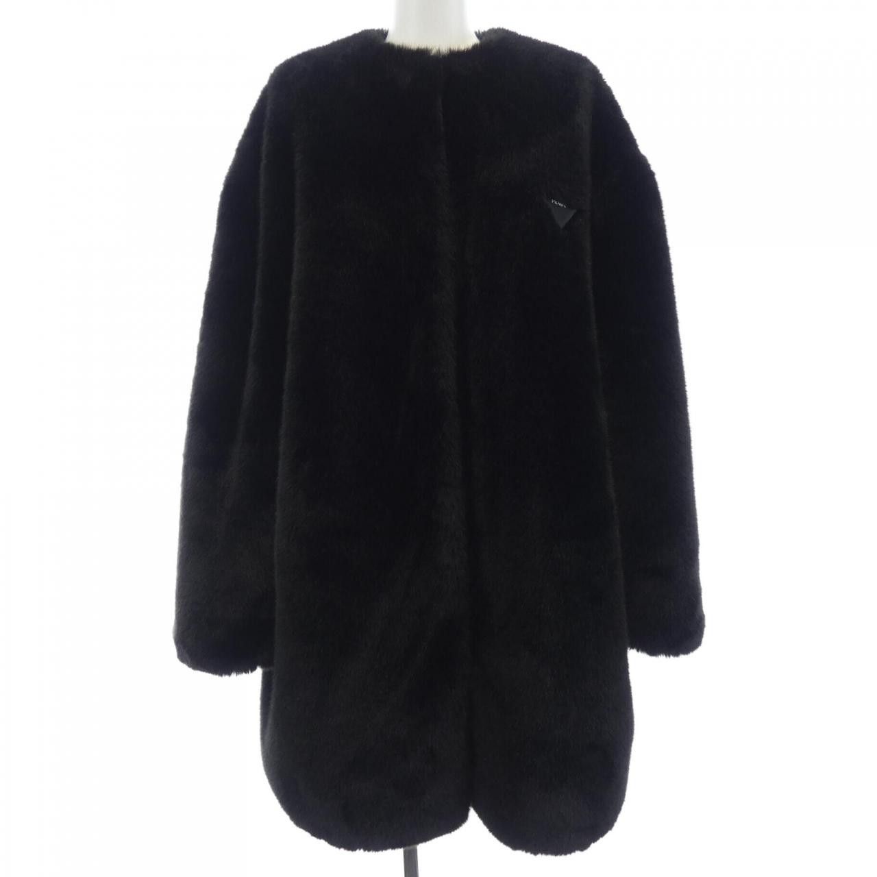 Prada Prada Prada Aspen Coat Others Outerwear PZS012S23112DH DUTY FREE for USA Size ONE SIZE - 1 Thumbnail