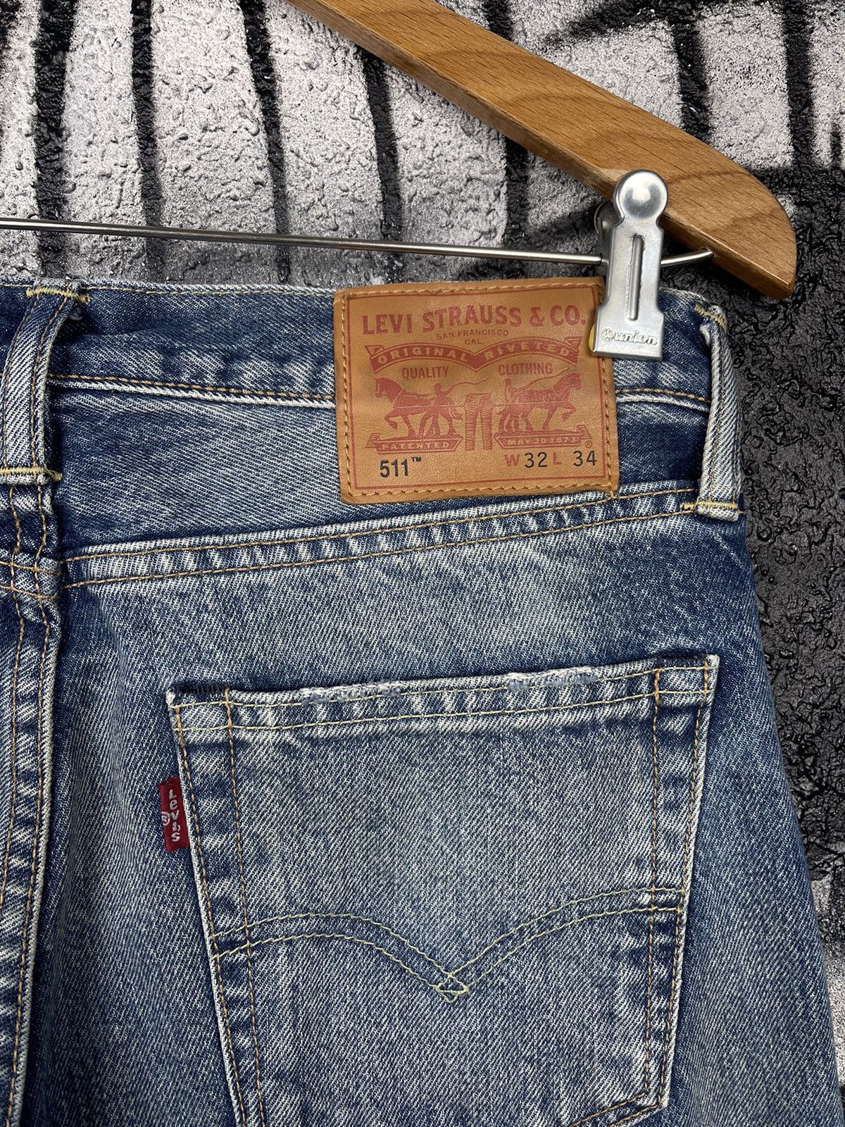 Levi's Levi’s 511 Distressed Denim Selvedge Jeans Men’s Size W32 Size US 32 / EU 48 - 4 Thumbnail