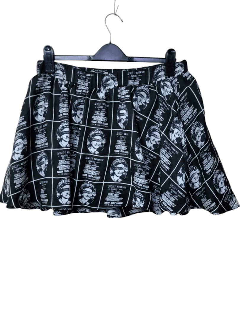 Japanese Brand Rare💥 Juetie Full Print Queen Elizabeth ll Mini Skirt Size 30" / US 8 / IT 44 - 2 Thumbnail