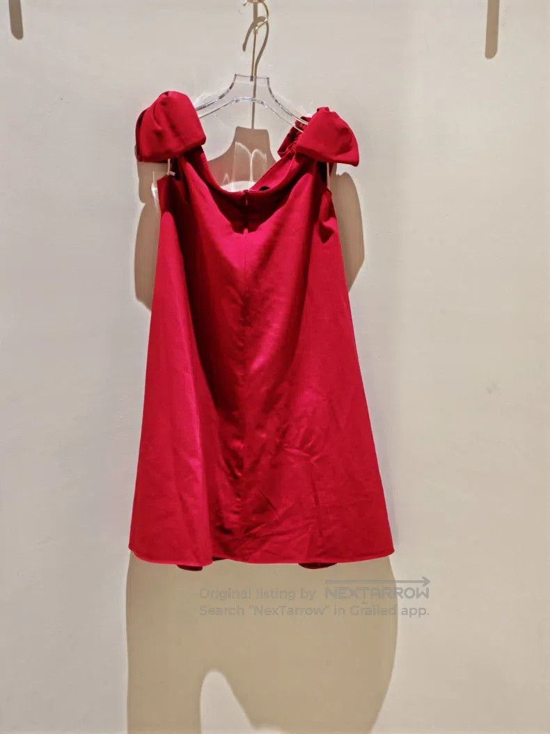 Valentino Valentino Red shoulder three-dimensional bow A- Size S / US 4 / IT 40 - 2 Thumbnail