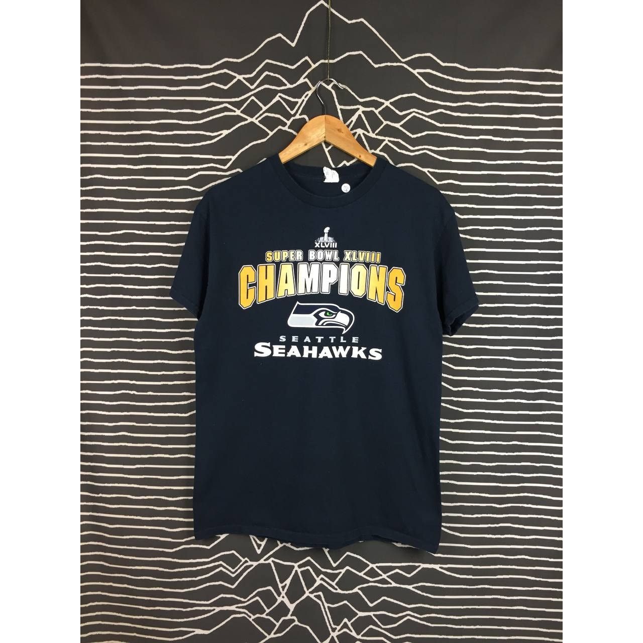 NFL × Sports Specialties × Vintage Seattle Seahawks NFL Super Bowl XLVIII Champions Tee Size US M / EU 48-50 / 2 - 2 Thumbnail